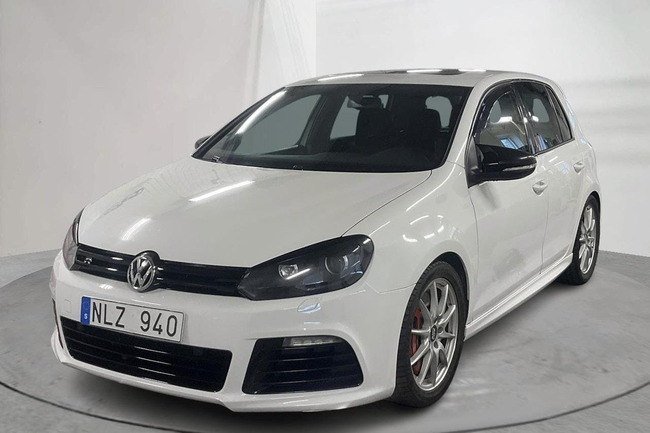 VW Golf R VI 4-MOTION 5dr (270hk) - 17 187 mil - Automat - vit - 2010