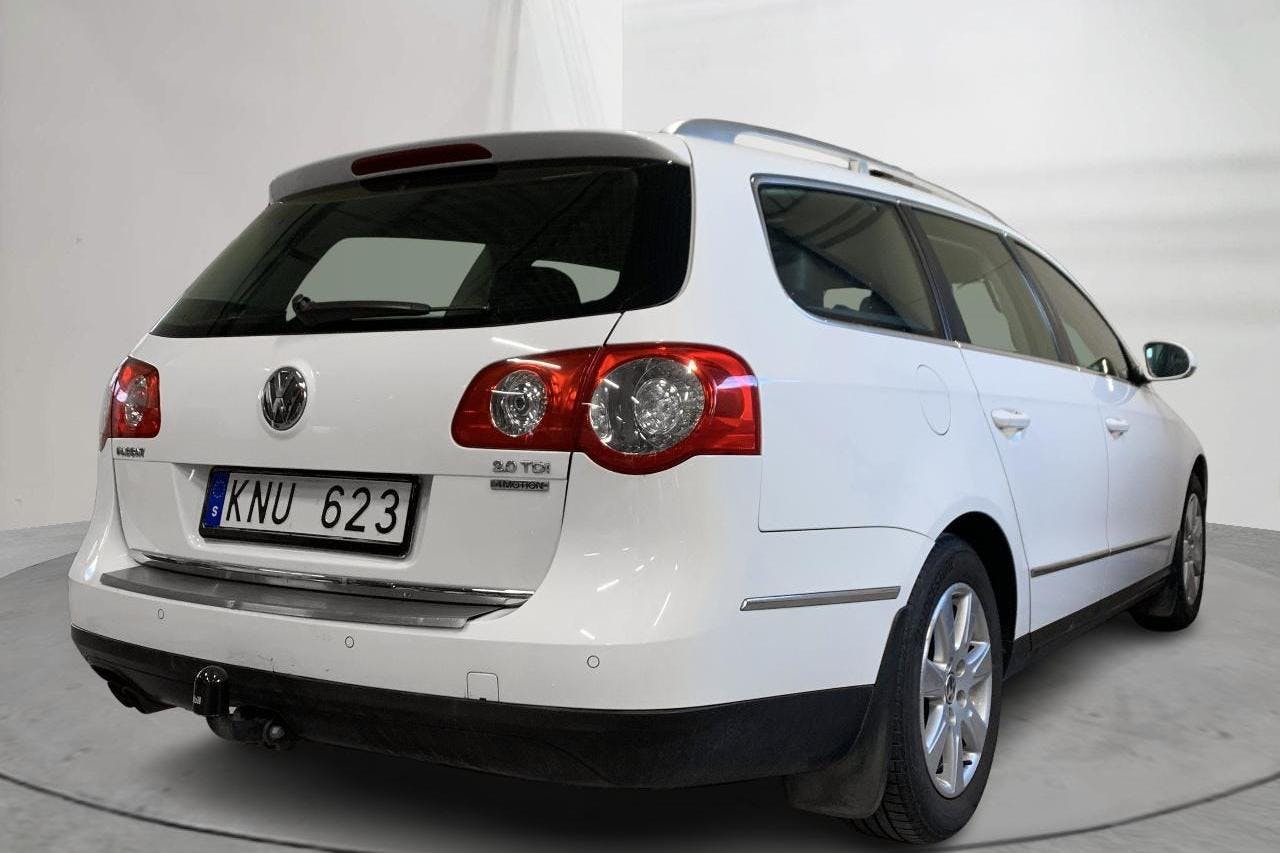 VW Passat 2.0 TDI Variant 4-Motion (140hk) - 19 829 mil - Manuell - vit - 2010