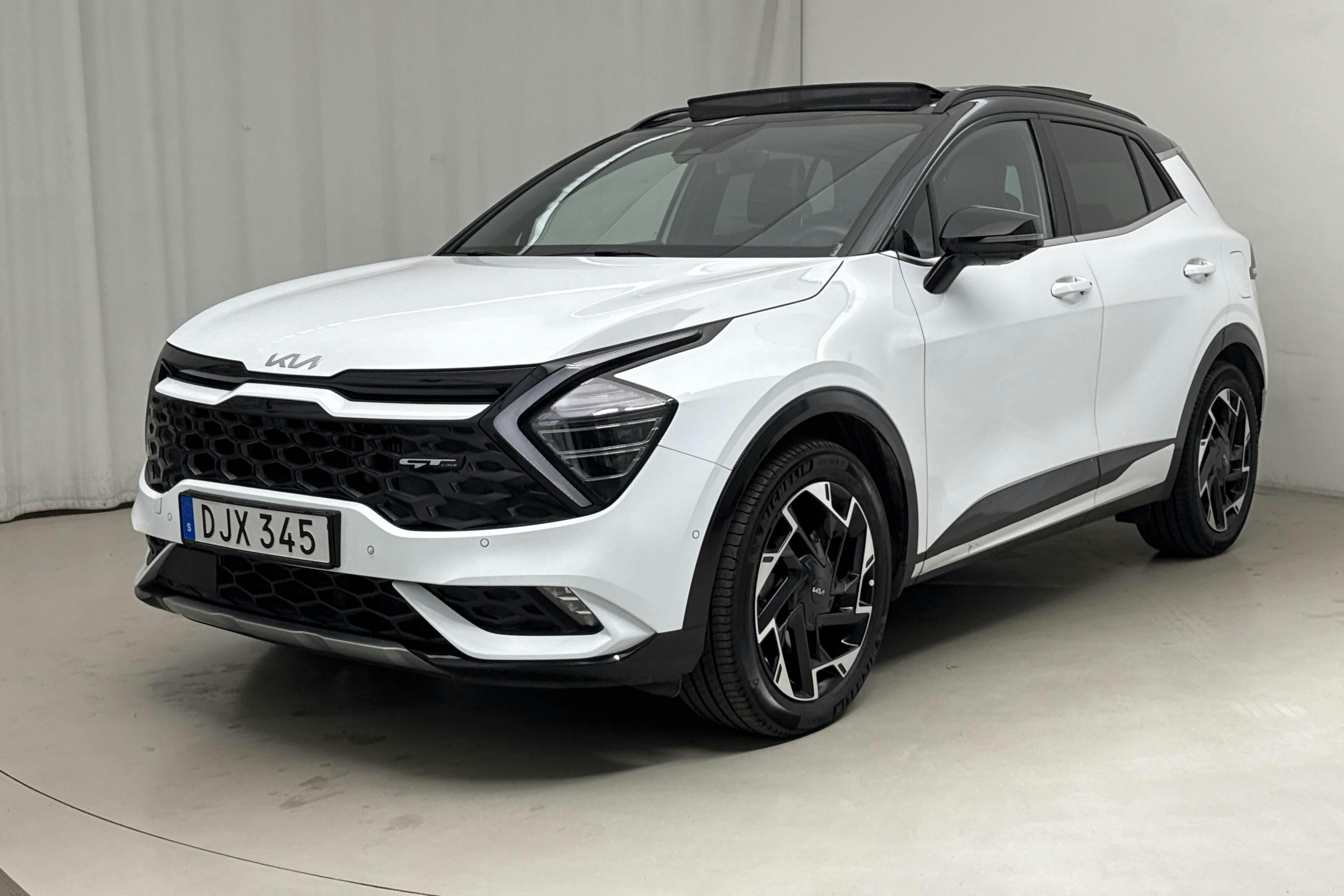 KIA Sportage PHEV AWD (265hk) - 73 650 km - Automaatne - valge - 2023