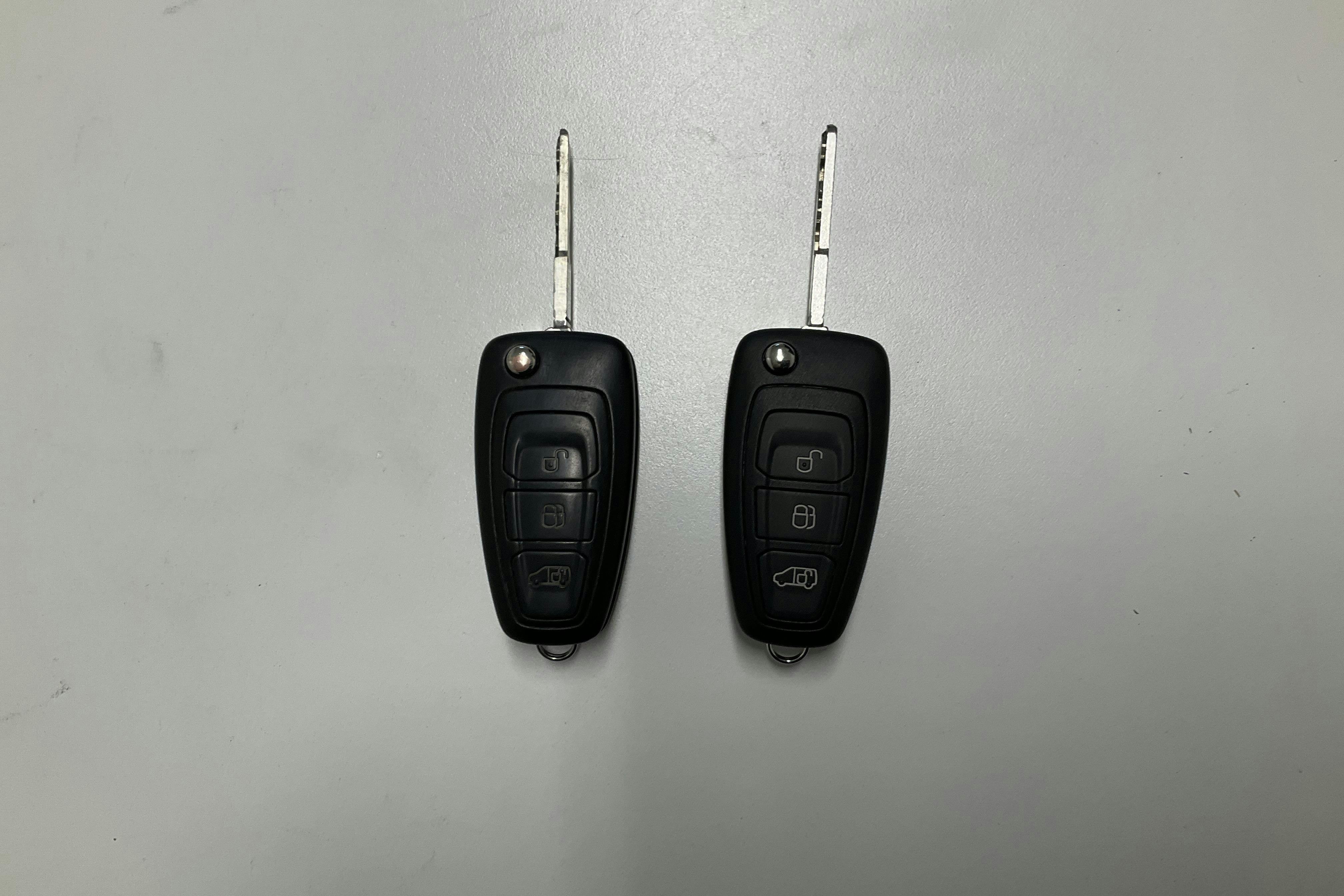 Ford Transit Connect 1.5 TDCi (100hk) - 19 606 mil - Automat - vit - 2018