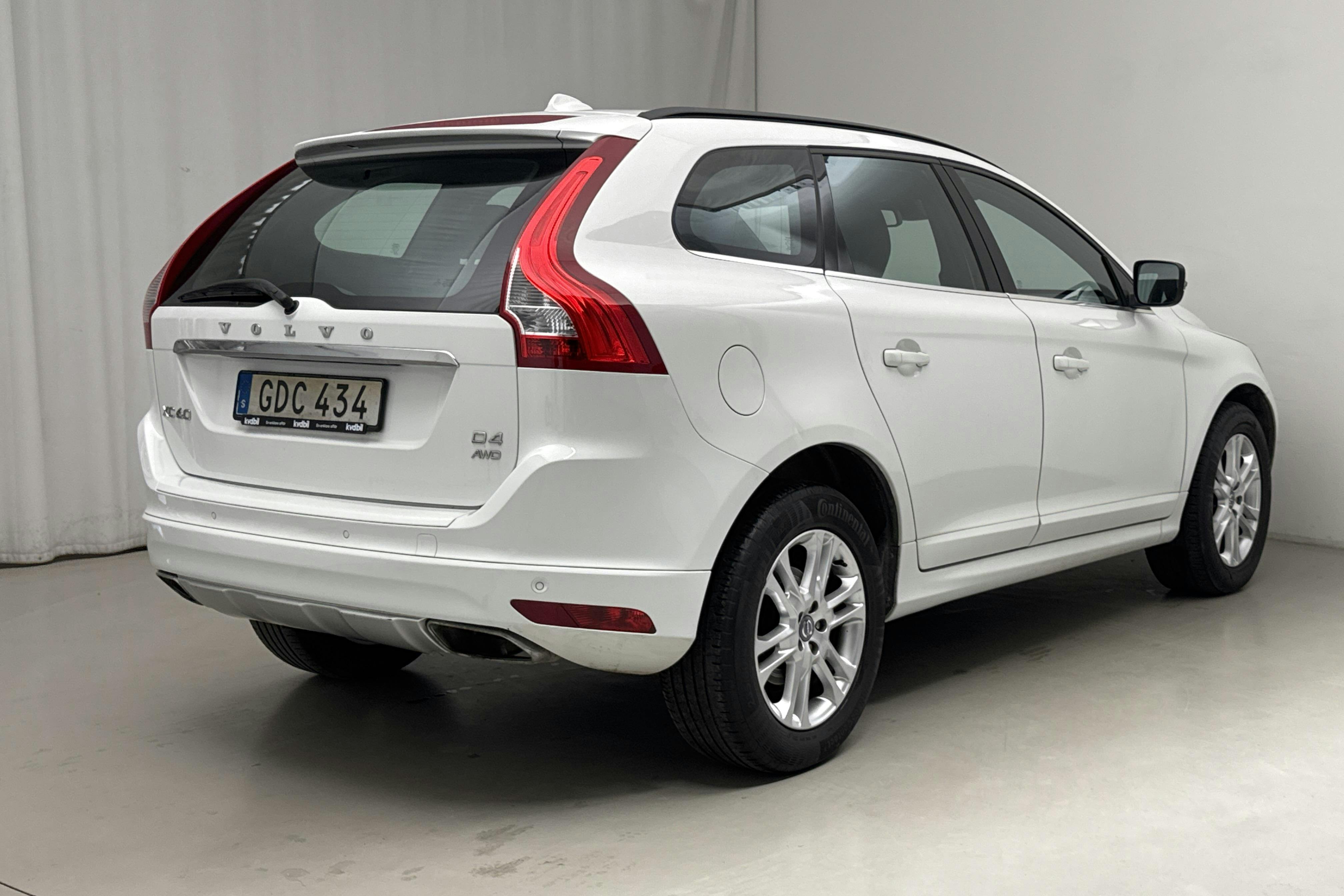 Volvo XC60 D4 AWD (181hk) - 20 084 mil - Automat - vit - 2014