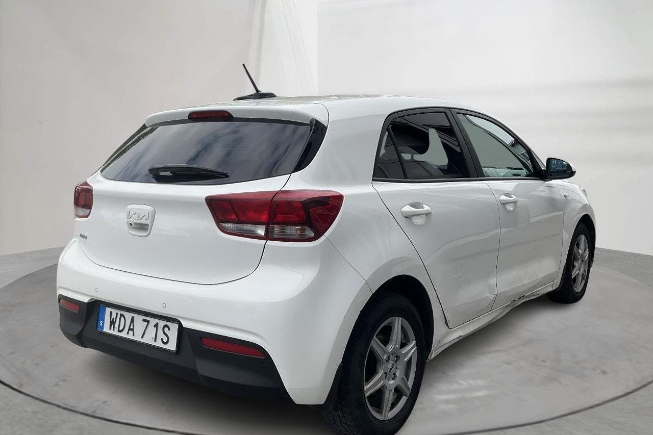 KIA Rio 1.0 T-GDi (100hk) - 11 263 mil - Automat - vit - 2022