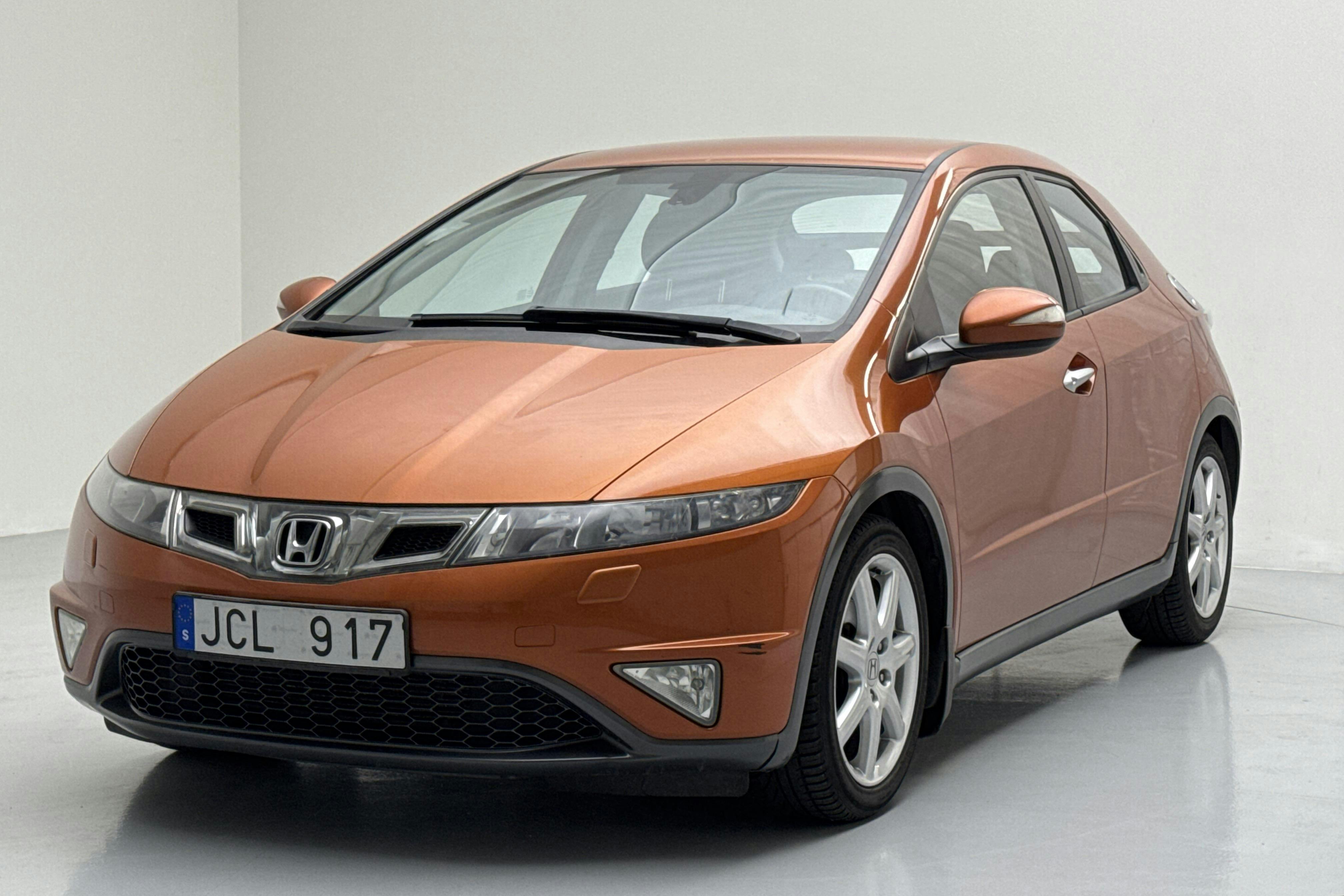 Honda Civic 1.8 5dr (140hk) - 14 178 mil - Manuell - orange - 2009