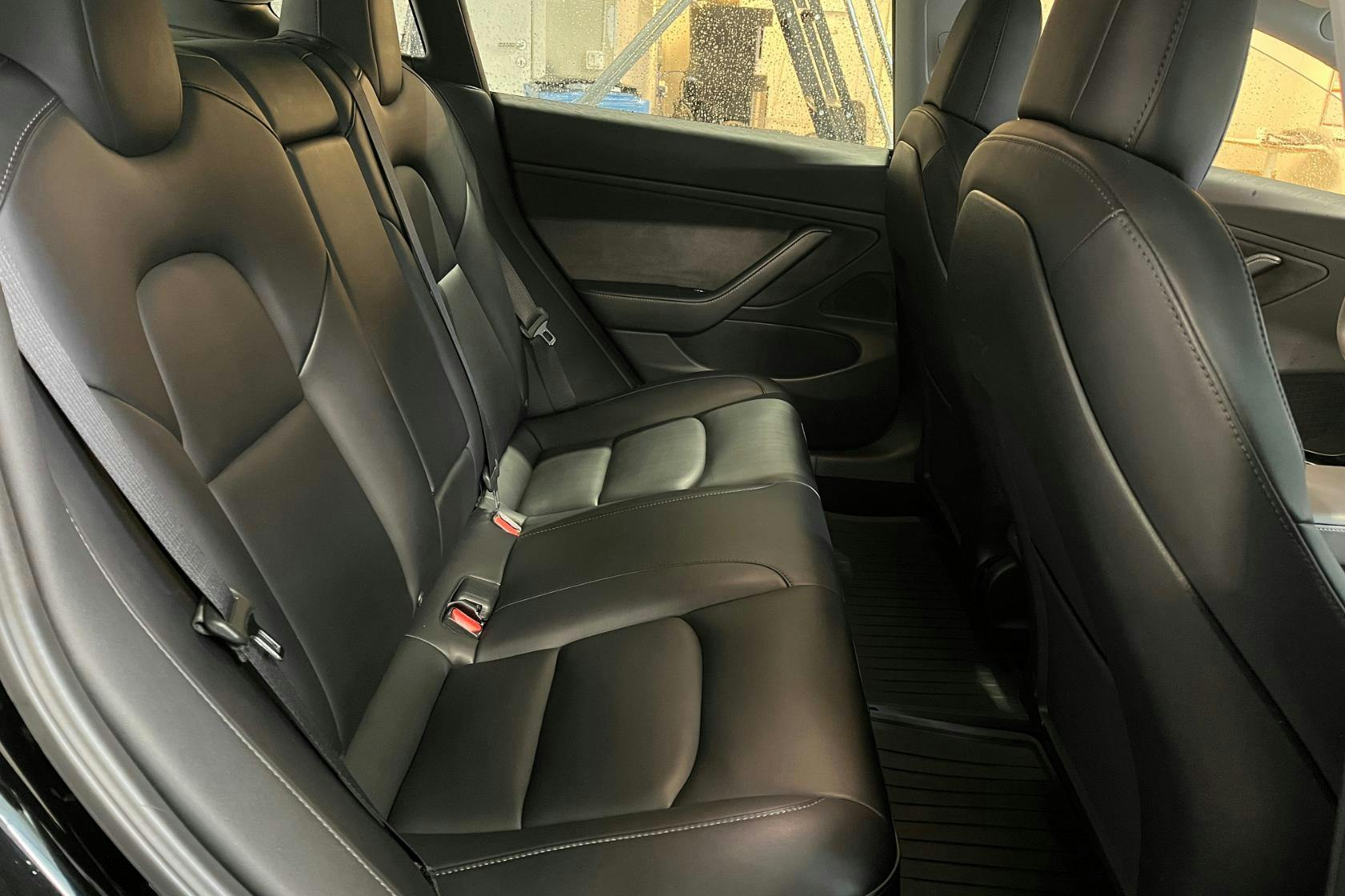 Tesla Model 3 Long Range Dual Motor AWD - 15 555 mil - Automat - svart - 2019
