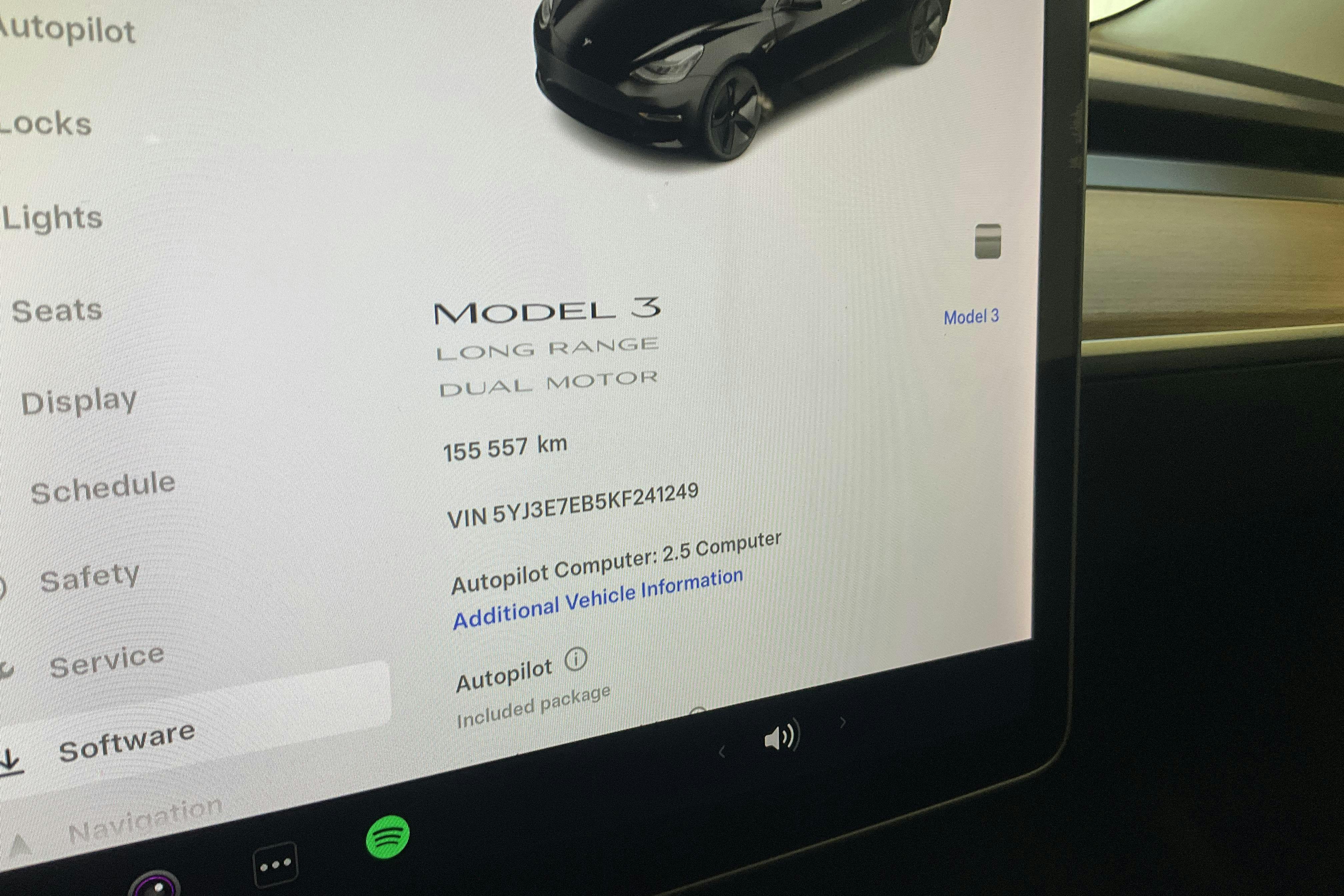 Tesla Model 3 Long Range Dual Motor AWD - 15 555 mil - Automat - svart - 2019