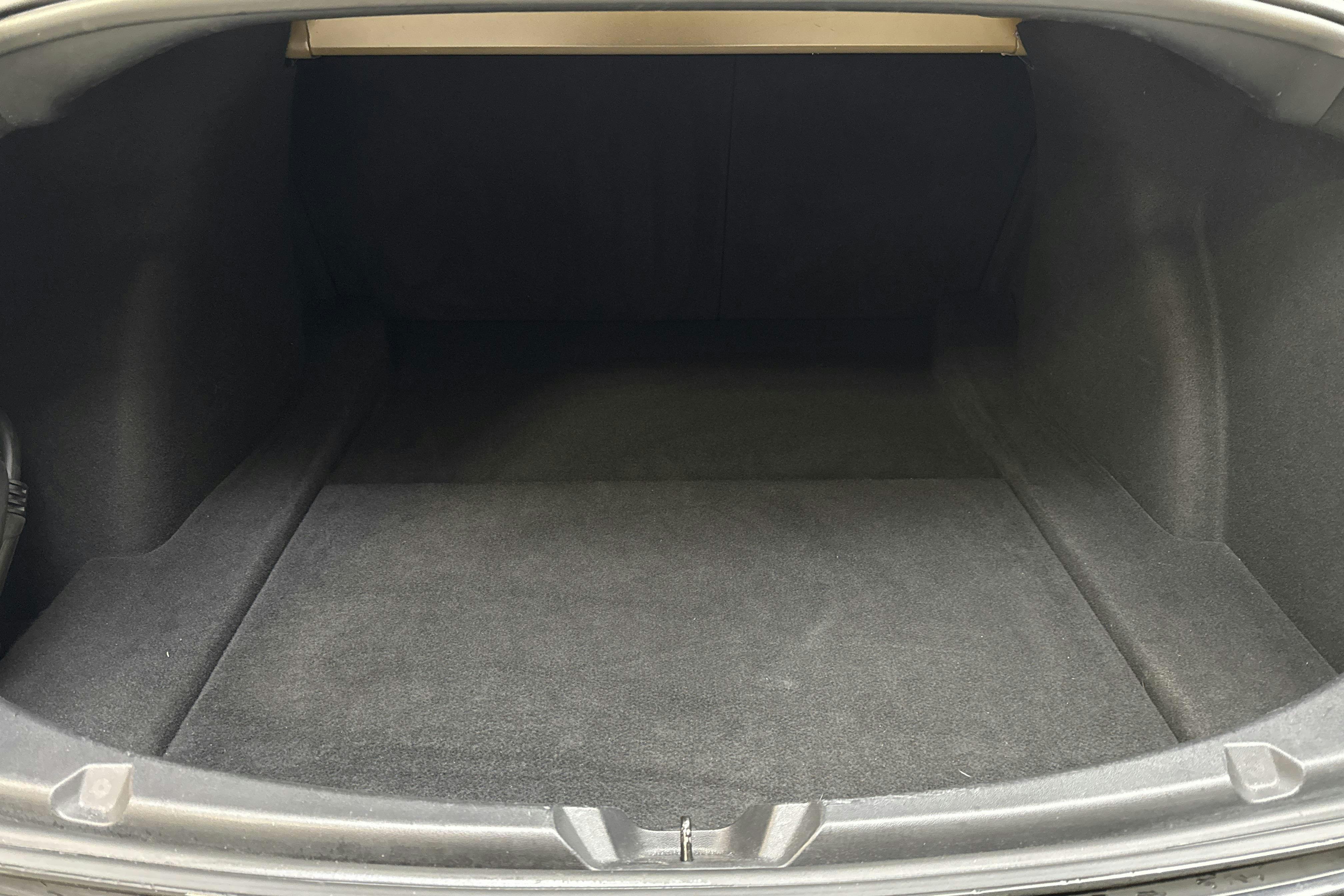 Tesla Model 3 Long Range Dual Motor AWD - 15 555 mil - Automat - svart - 2019