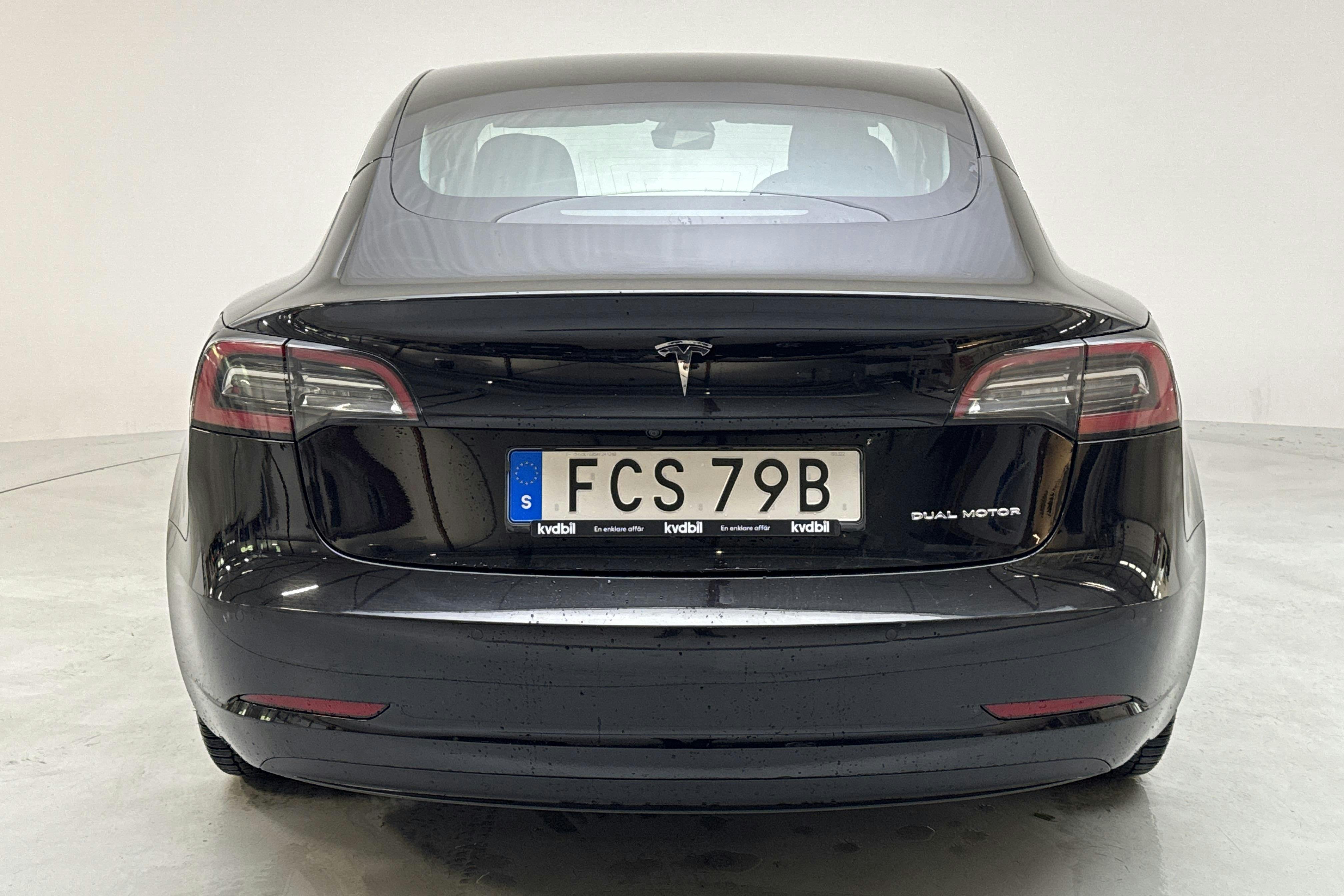 Tesla Model 3 Long Range Dual Motor AWD - 15 555 mil - Automat - svart - 2019