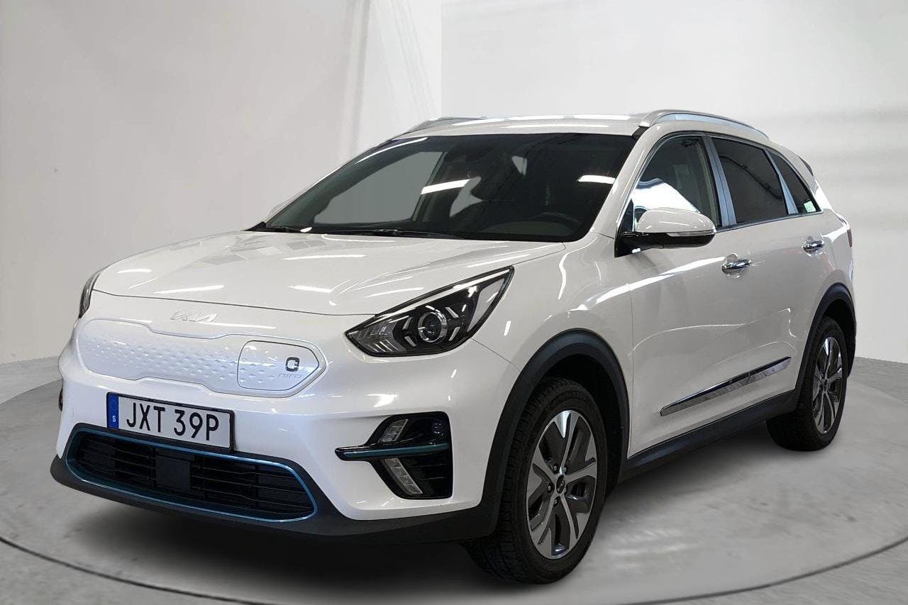 KIA e-Niro 64 kWh (204hk) - 6 359 mil - Automat - vit - 2022