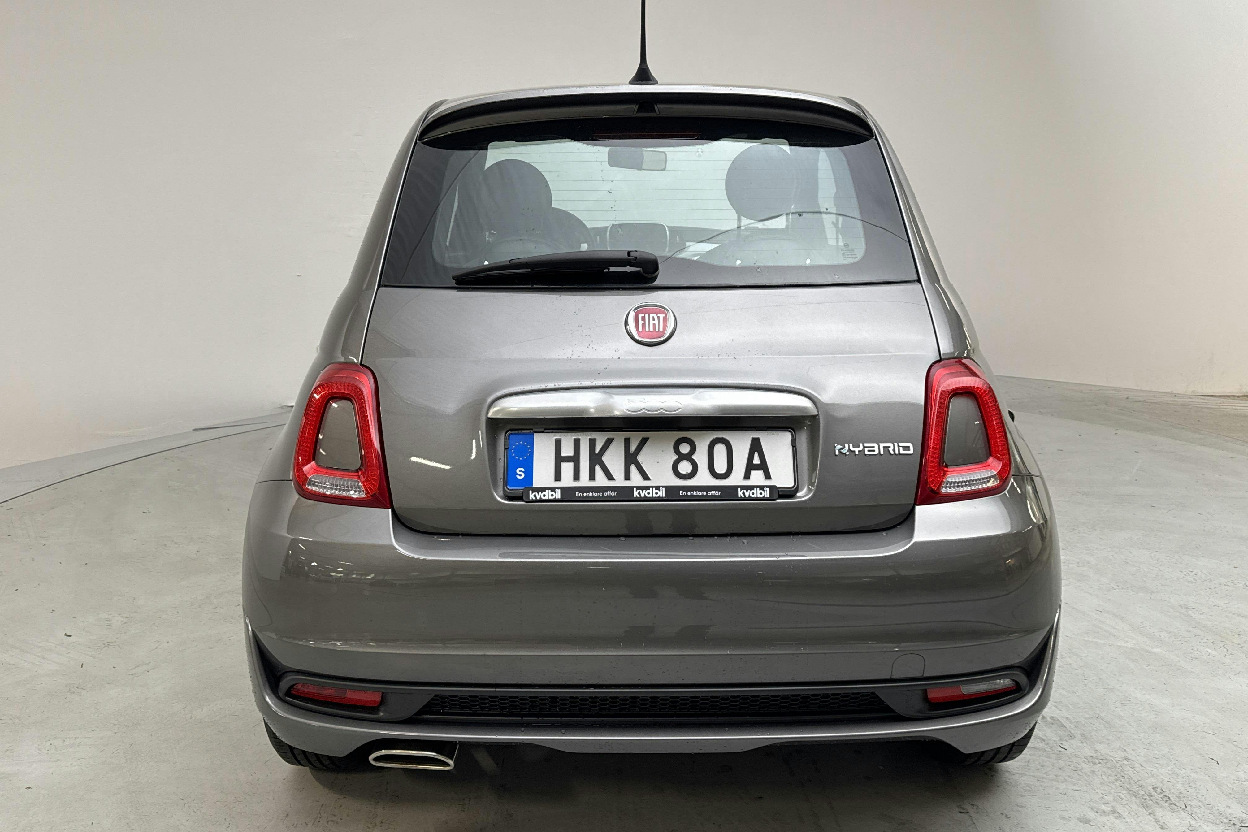 Fiat 500 Hybrid (70hk) - 4 849 mil - Manuell - grå - 2022