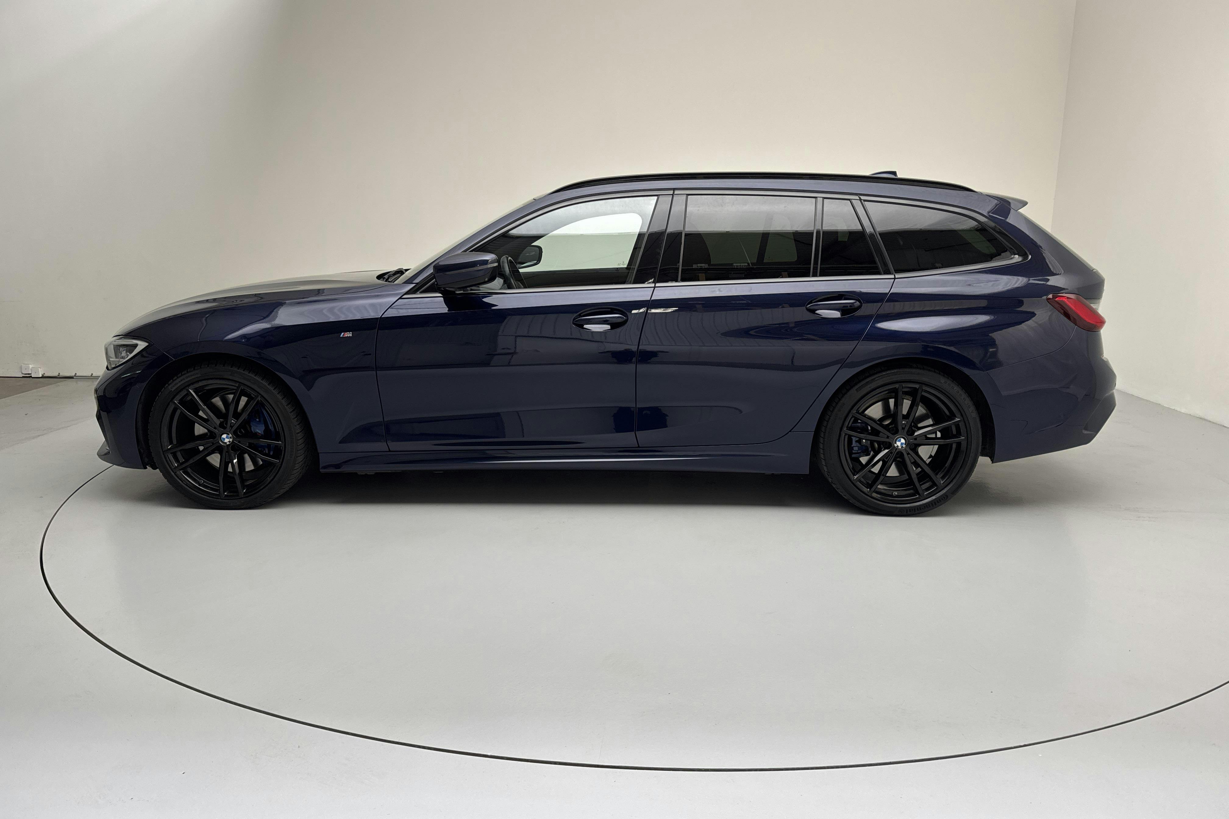 BMW 330i xDrive Touring, G21 (258hk) - 142 350 km - Automatic - blue - 2021