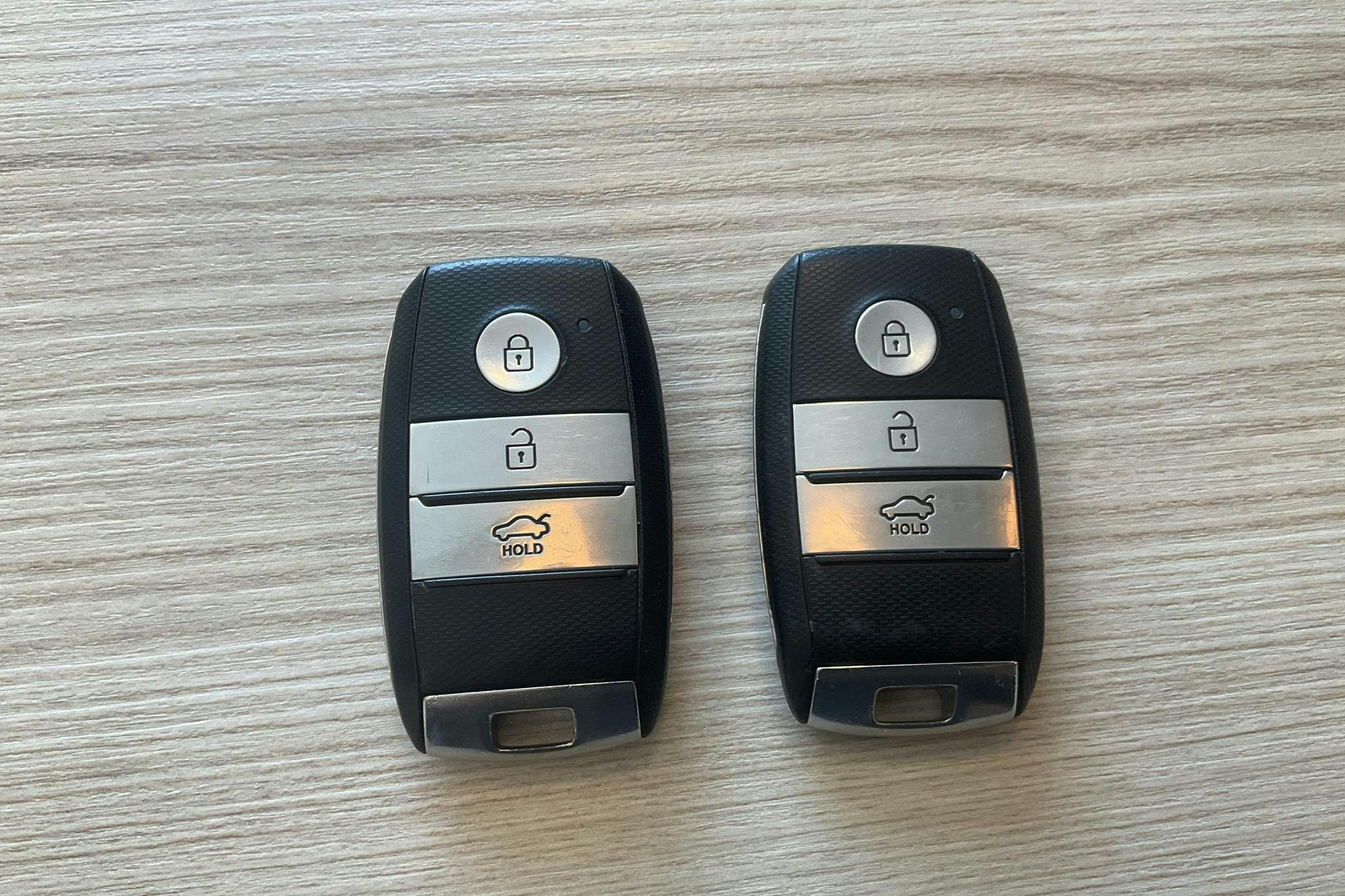 KIA Optima 2.0 GDi Plug-in Hybrid SW (205hk) - 11 613 mil - Automat - vit - 2020