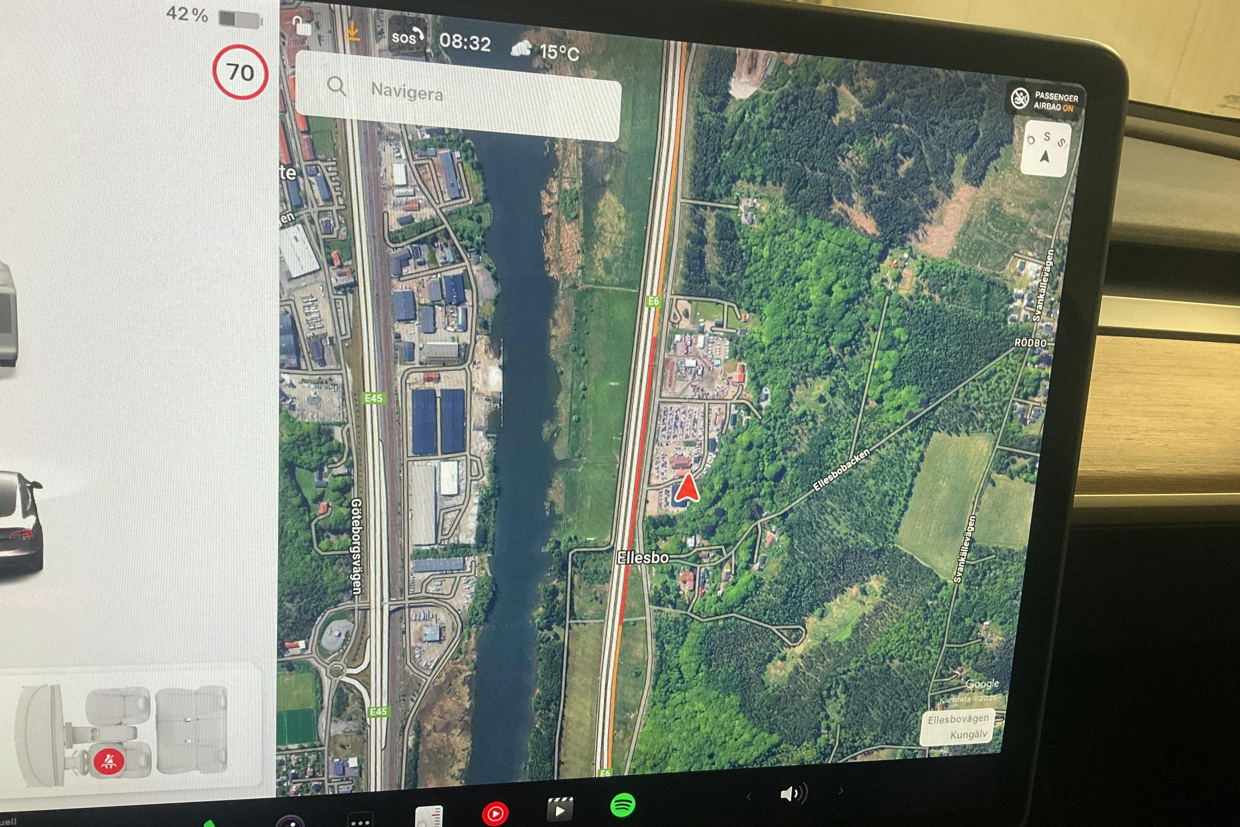 Tesla Model 3 Standard Range RWD - 17 711 mil - Automat - svart - 2019
