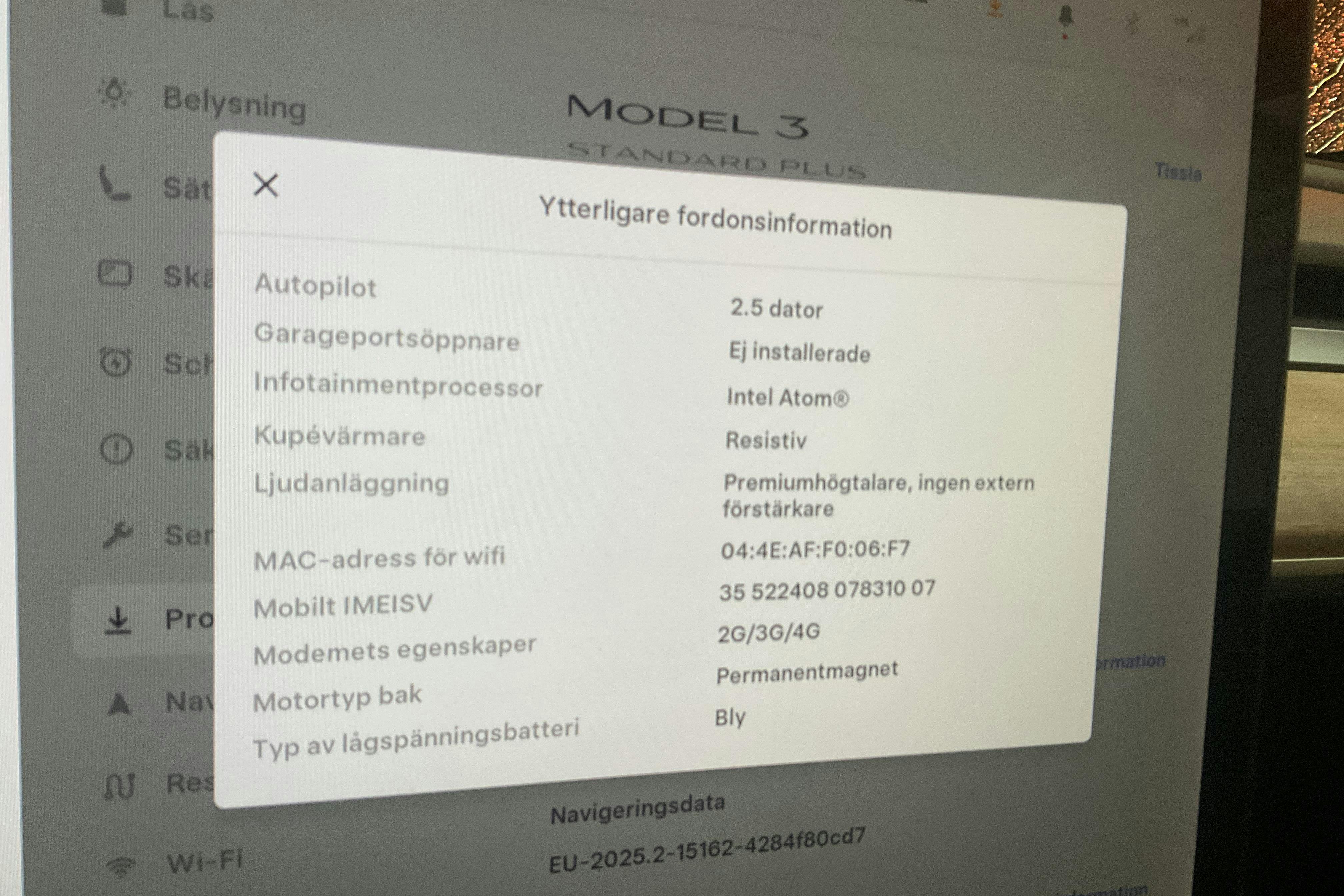 Tesla Model 3 Standard Range RWD - 17 711 mil - Automat - svart - 2019