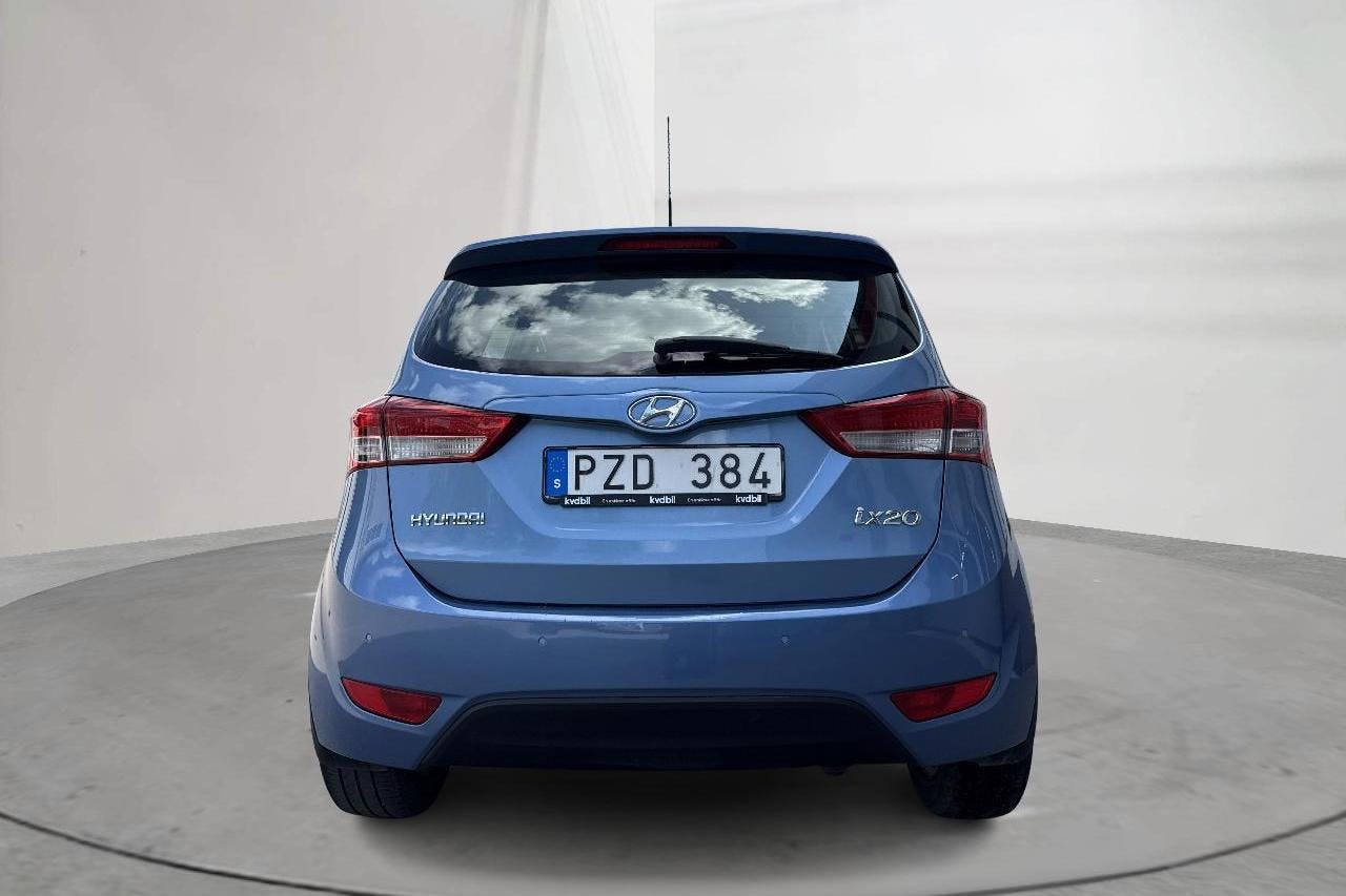 Hyundai ix20 1.6 (125hk) - 134 630 km - Automaatne - Light Blue - 2011