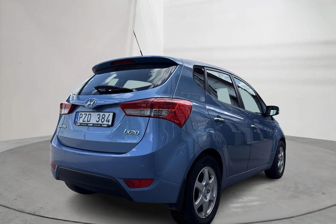 Hyundai ix20 1.6 (125hk) - 134 630 km - Automaatne - Light Blue - 2011