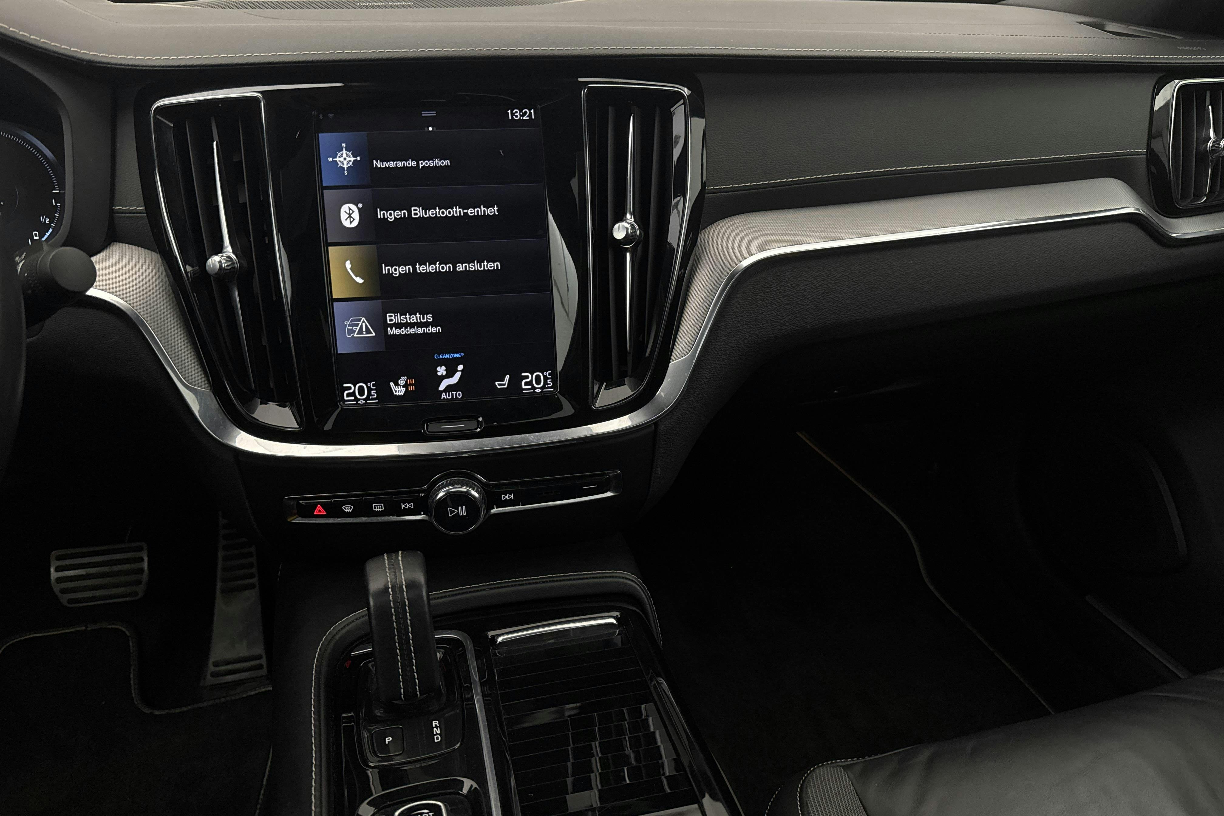Volvo S60 T8 AWD Twin Engine Polestar Engineered (405hk) - 10 805 mil - Automat - vit - 2020