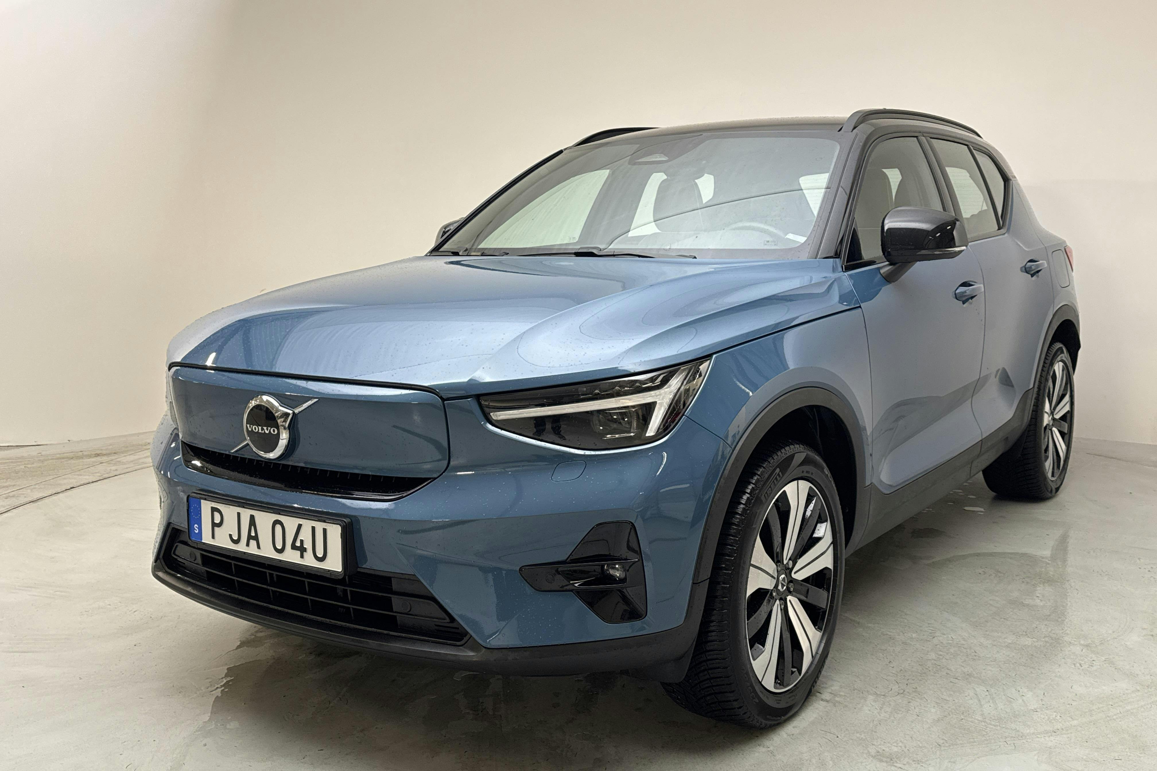 Volvo XC40 Recharge Single Motor (231hk) - 4 468 mil - Automat - blå - 2023