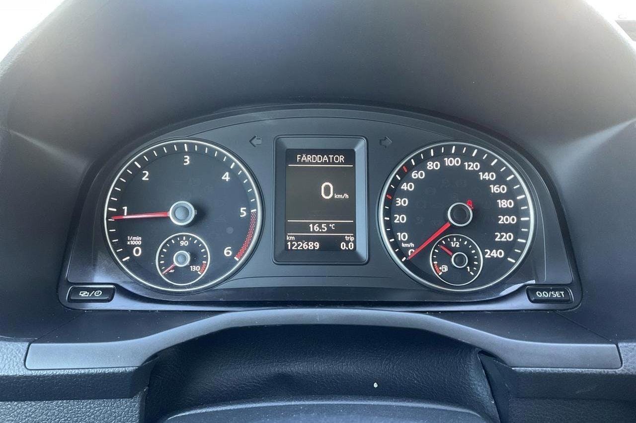 VW Caddy 2.0 TDI Skåp (75hk) - 12 268 mil - Manuell - silver - 2017