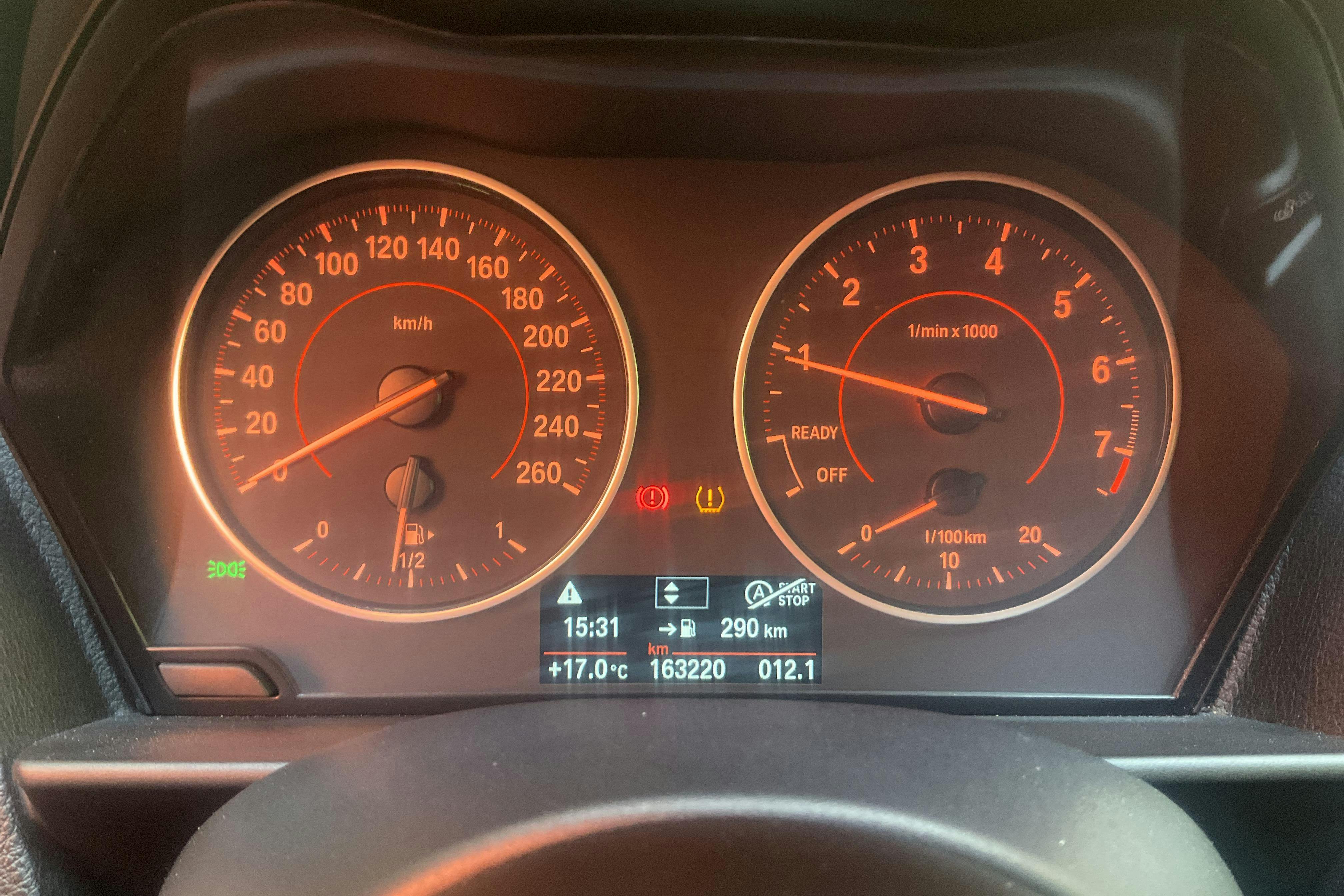 BMW 118i 5dr, F20 (136hk) - 16 321 mil - Manuell - grå - 2017
