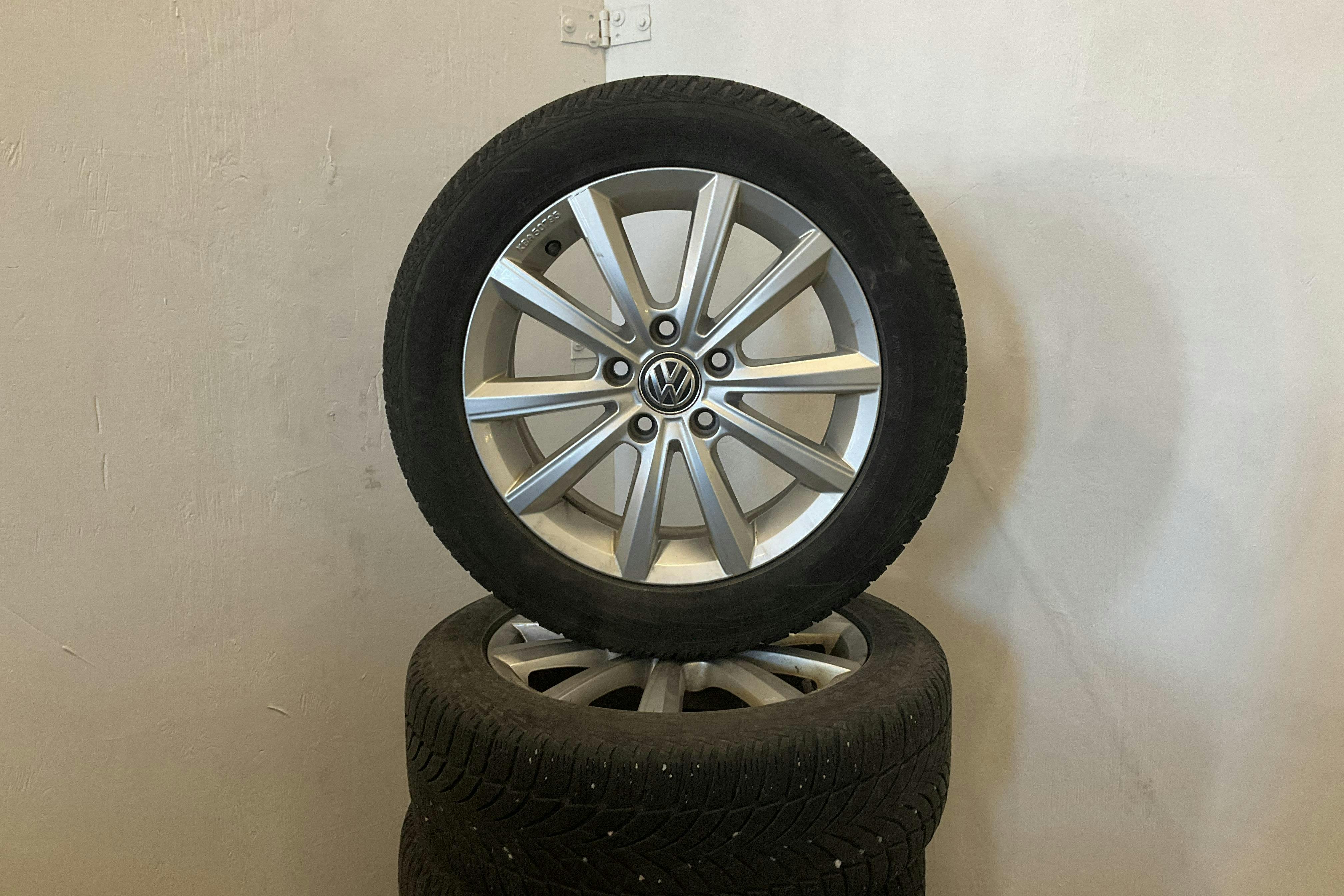 VW Golf VII GTE 5dr (204hk) - 8 290 mil - Automat - Dark Grey - 2020