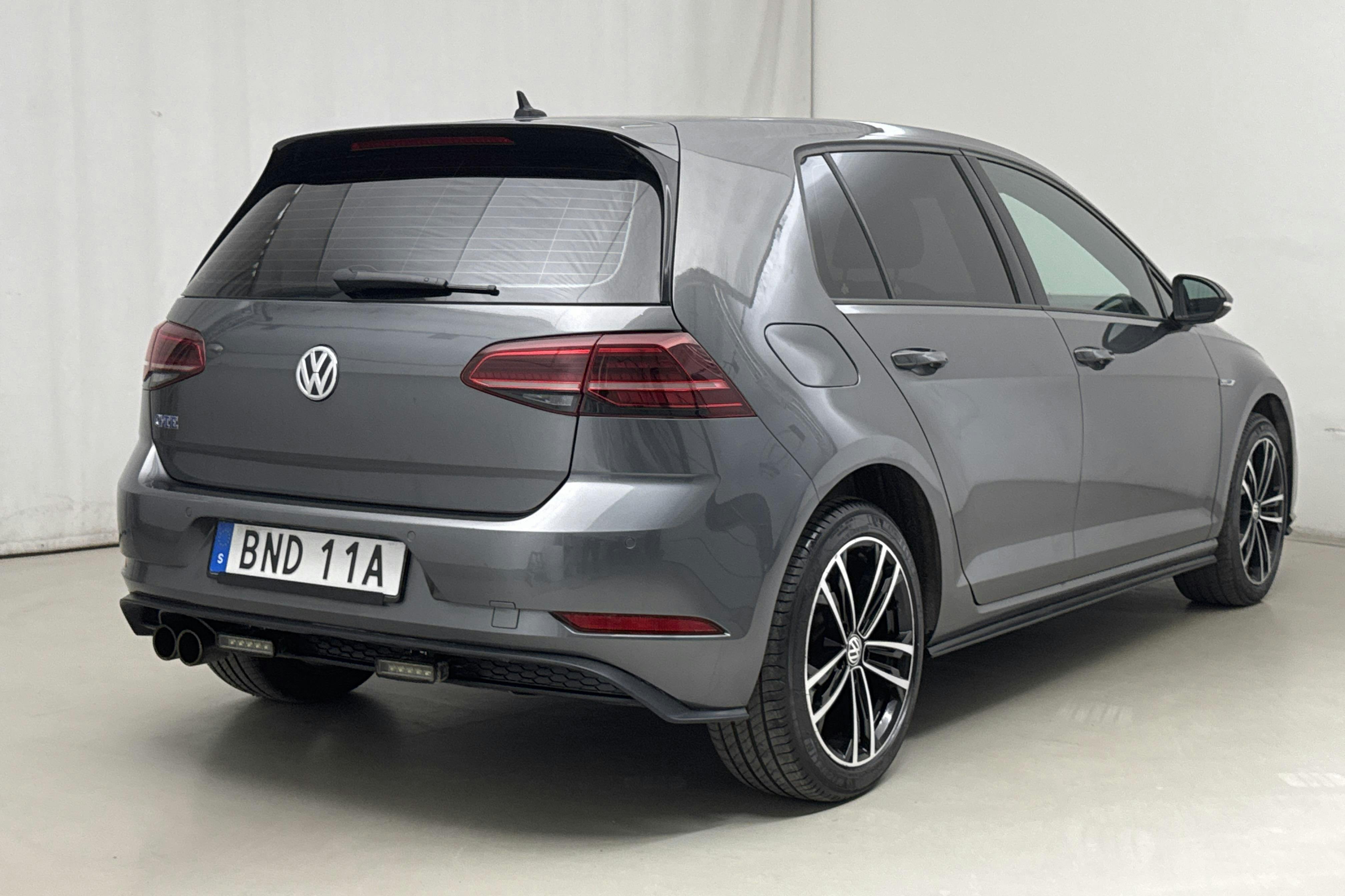 VW Golf VII GTE 5dr (204hk) - 8 290 mil - Automat - Dark Grey - 2020