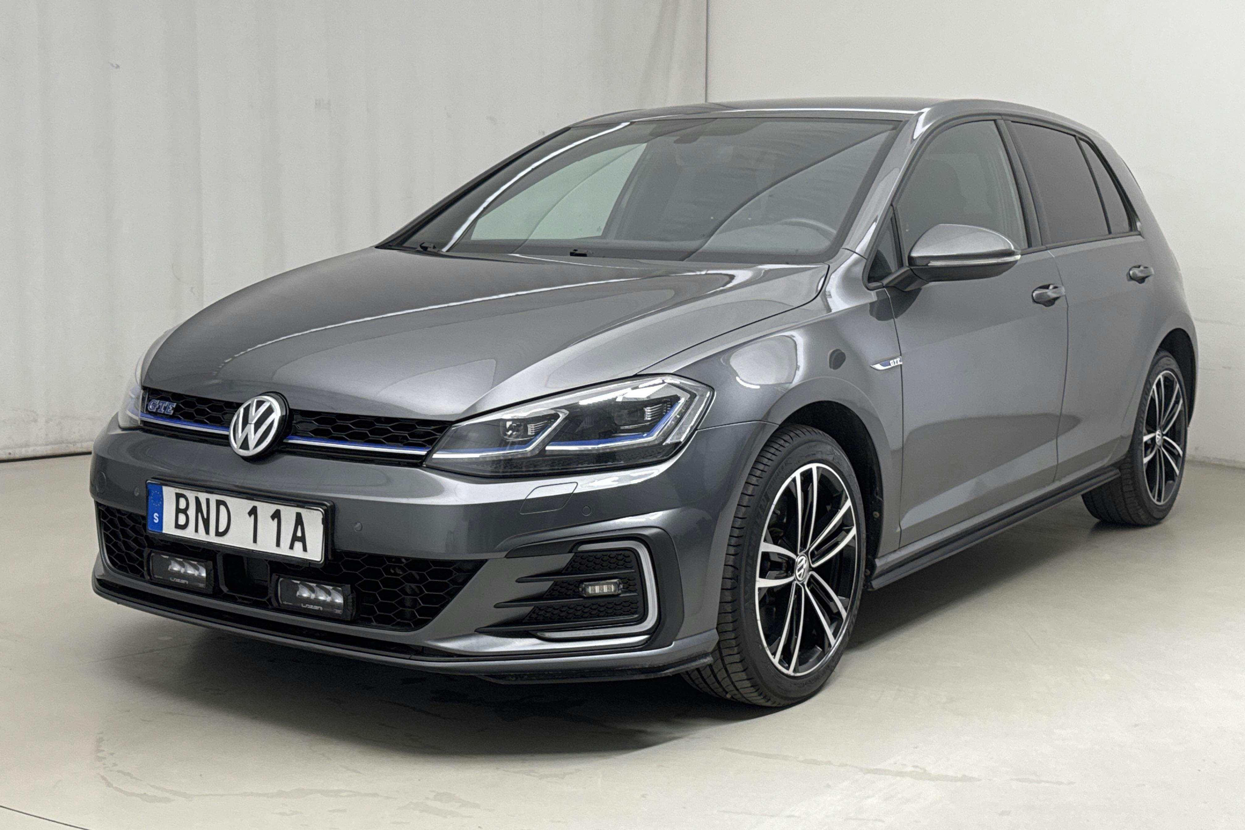 VW Golf VII GTE 5dr (204hk) - 8 290 mil - Automat - Dark Grey - 2020