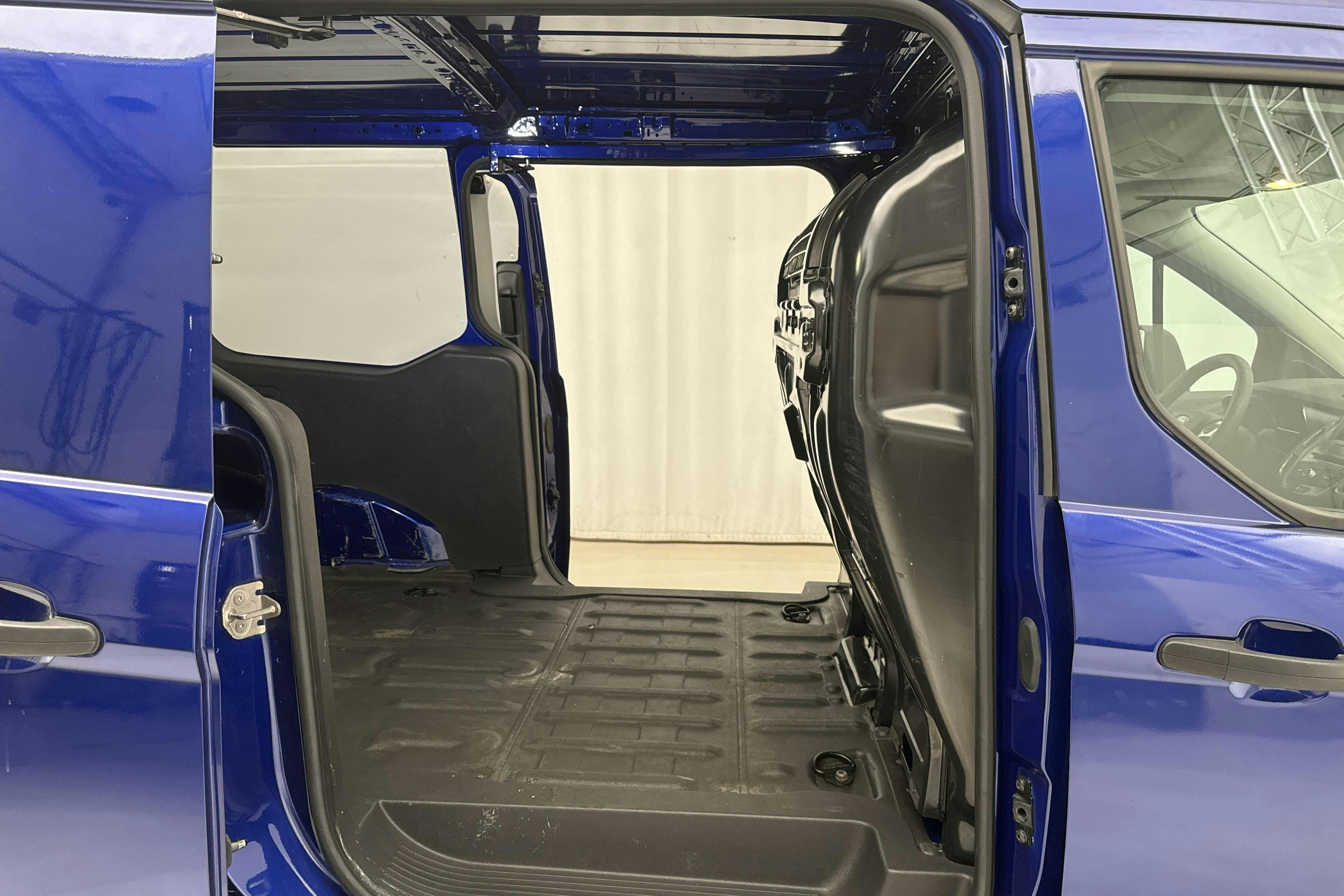 Ford Transit Connect 1.5 TDCi (120hk) - 16 920 mil - Automat - blå - 2017