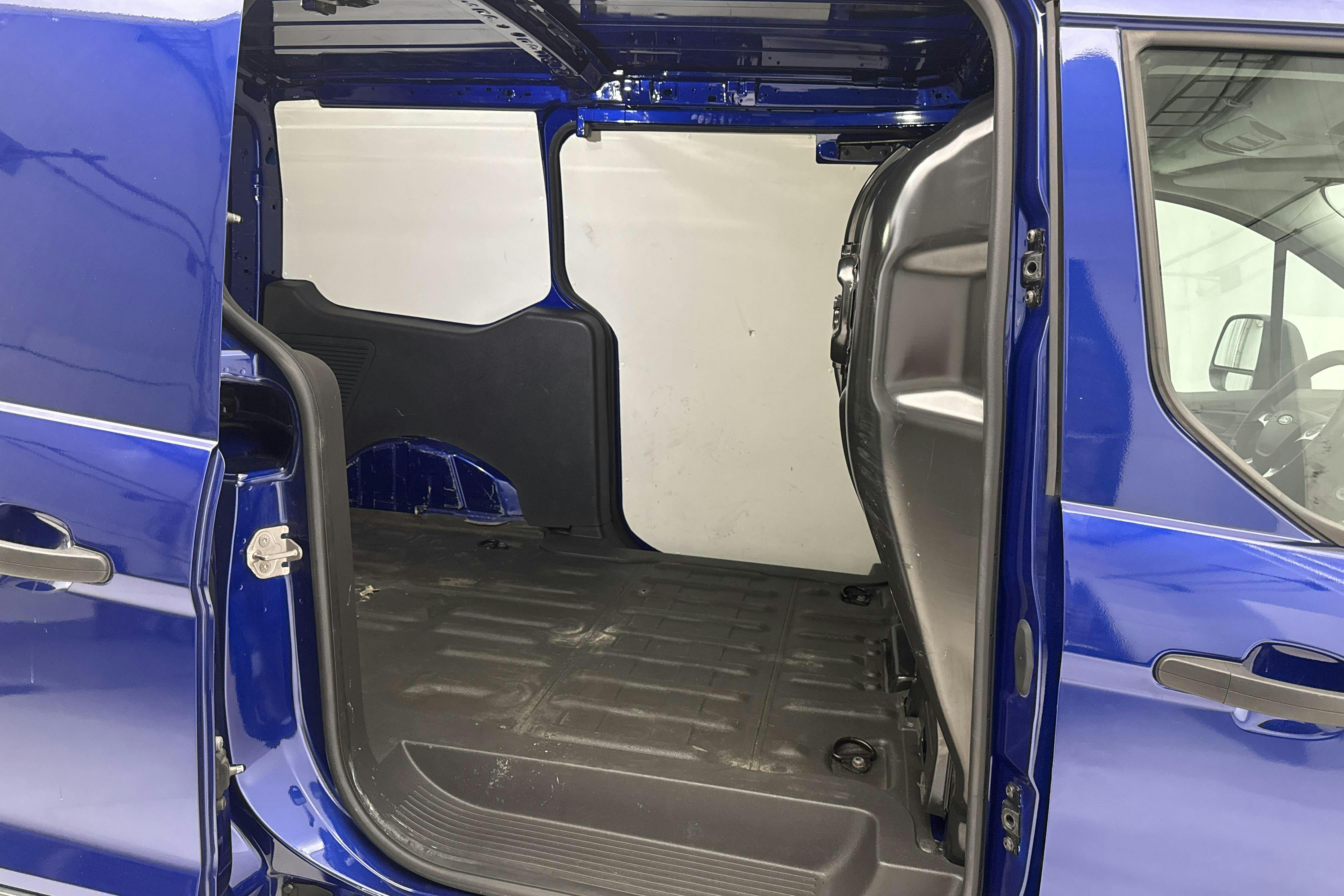 Ford Transit Connect 1.5 TDCi (120hk) - 16 920 mil - Automat - blå - 2017