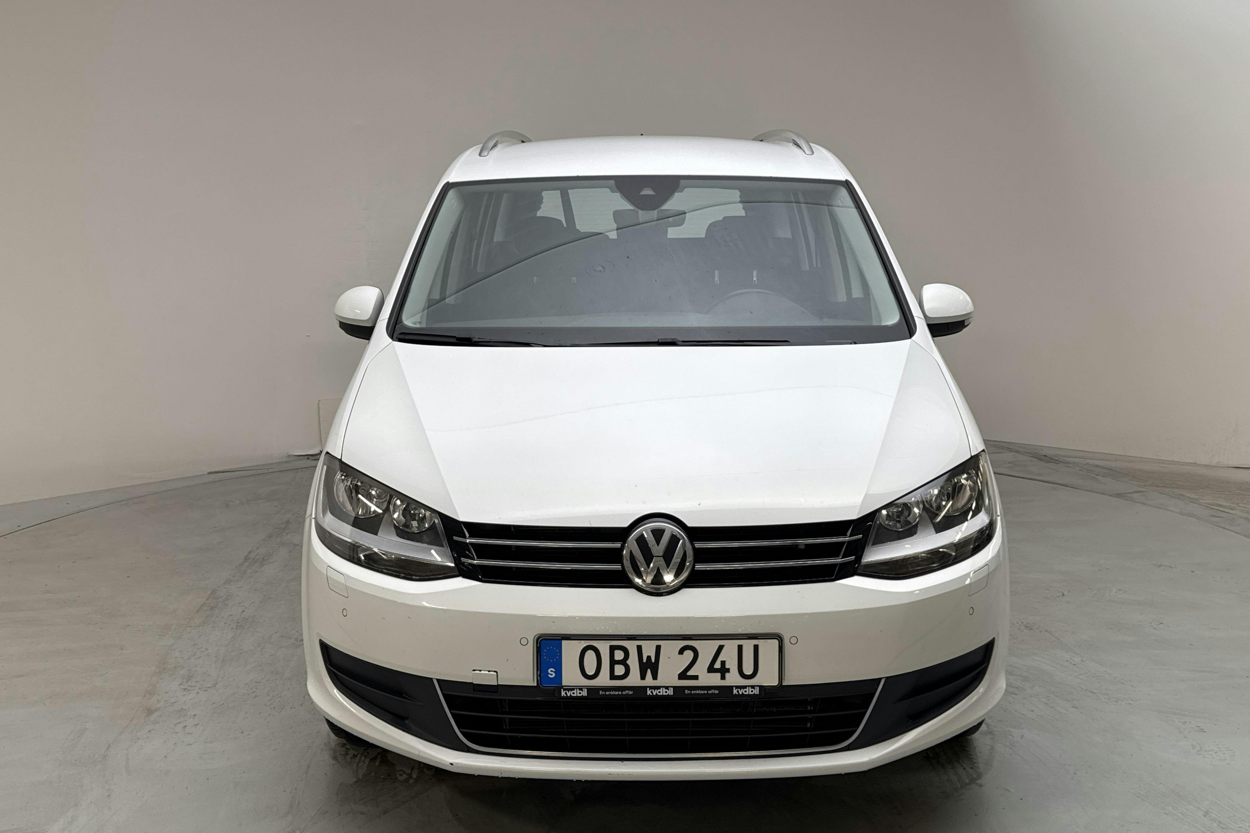 VW Sharan 1.4 TSI (150hk) - 14 317 mil - Automat - vit - 2020