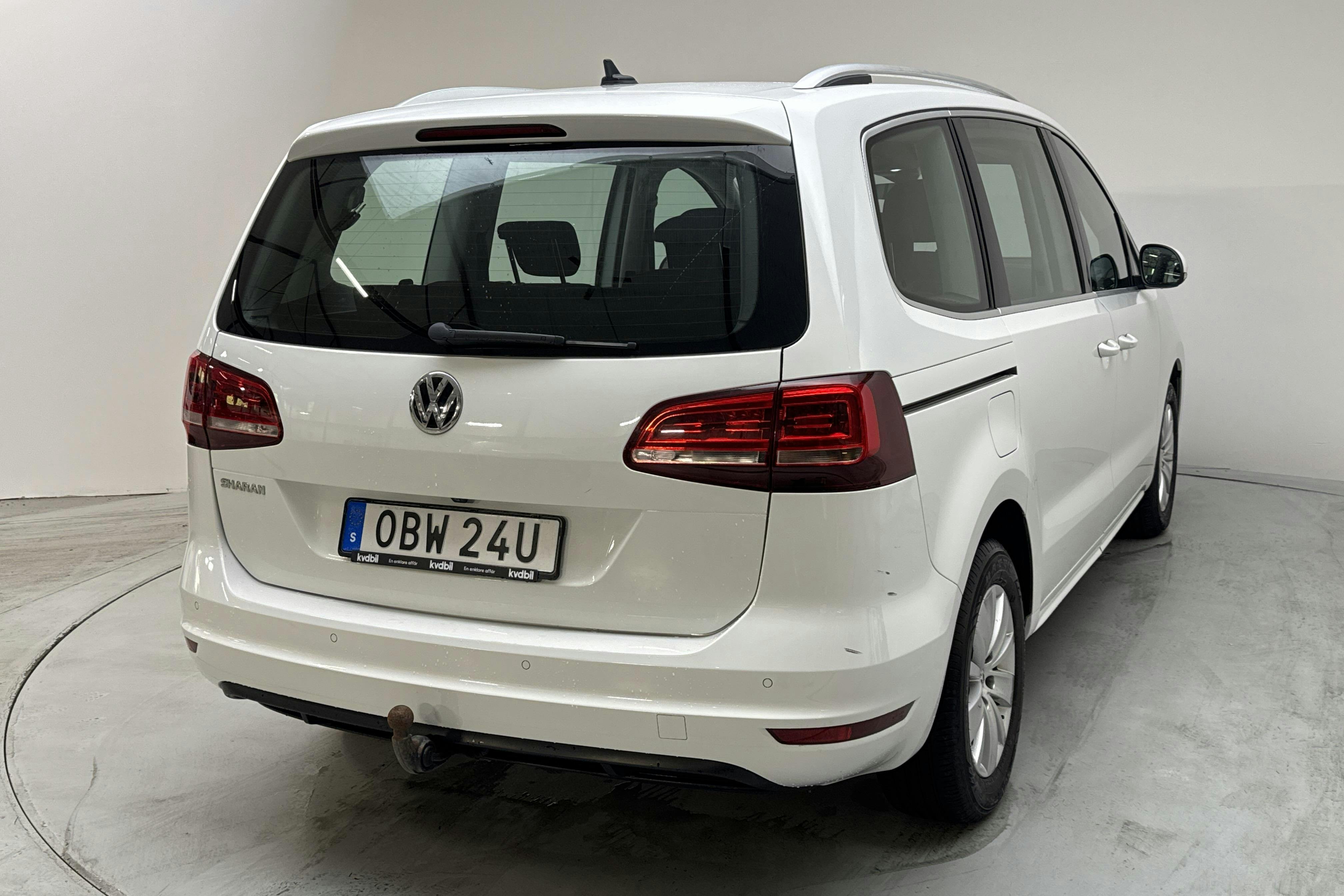 VW Sharan 1.4 TSI (150hk) - 14 317 mil - Automat - vit - 2020