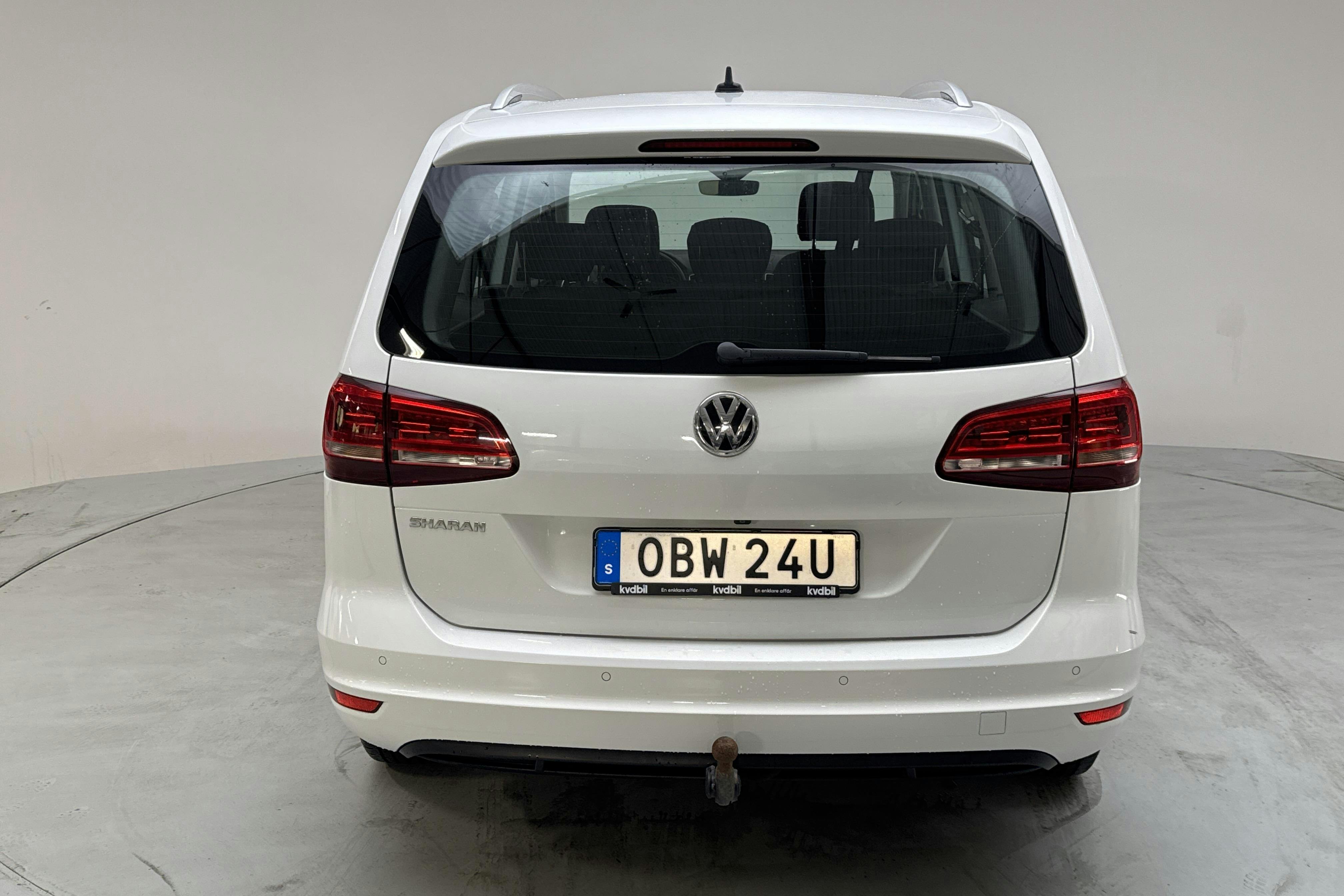 VW Sharan 1.4 TSI (150hk) - 14 317 mil - Automat - vit - 2020