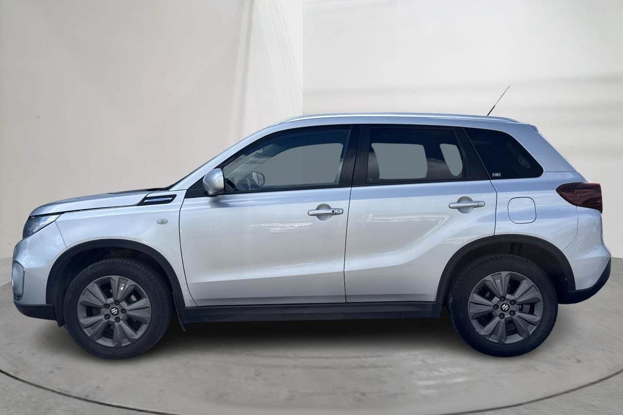 Suzuki Vitara 1.4T Boosterjet Hybrid Allgrip 4x4 (129hk) - 24 806 mil - Automat - grå - 2021