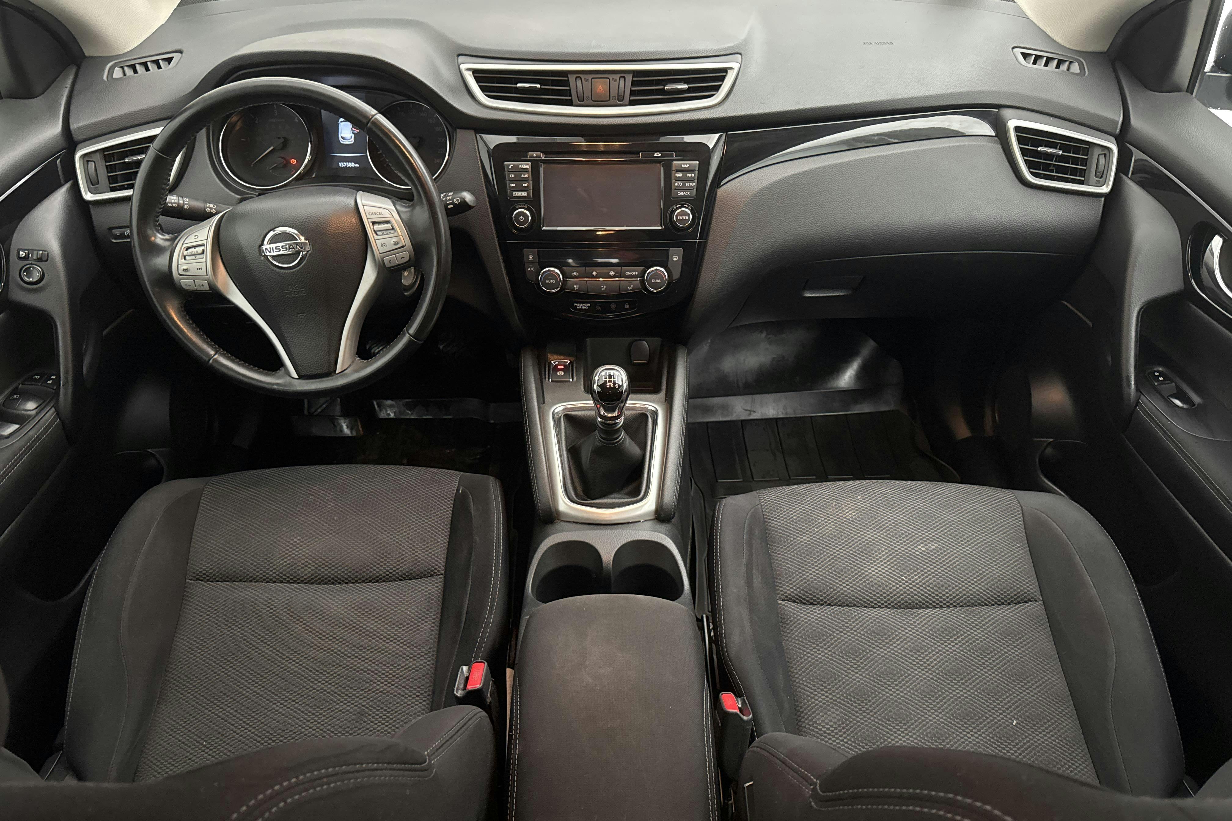 Nissan Qashqai 1.5 dCi (110hk) - 13 758 mil - Manuell - silver - 2016