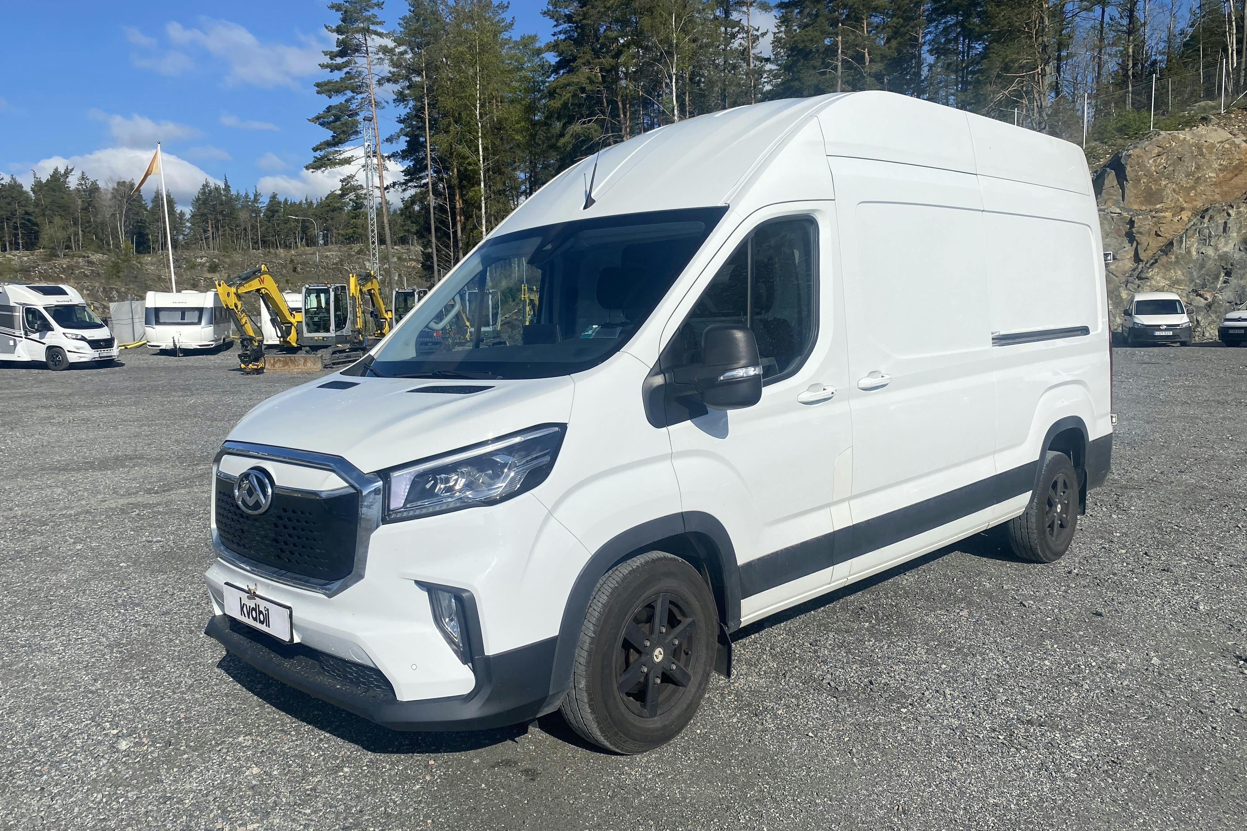 Maxus e-Deliver 9 72 kWh (200hk) - 64 559 km - Automat - vit - 2021