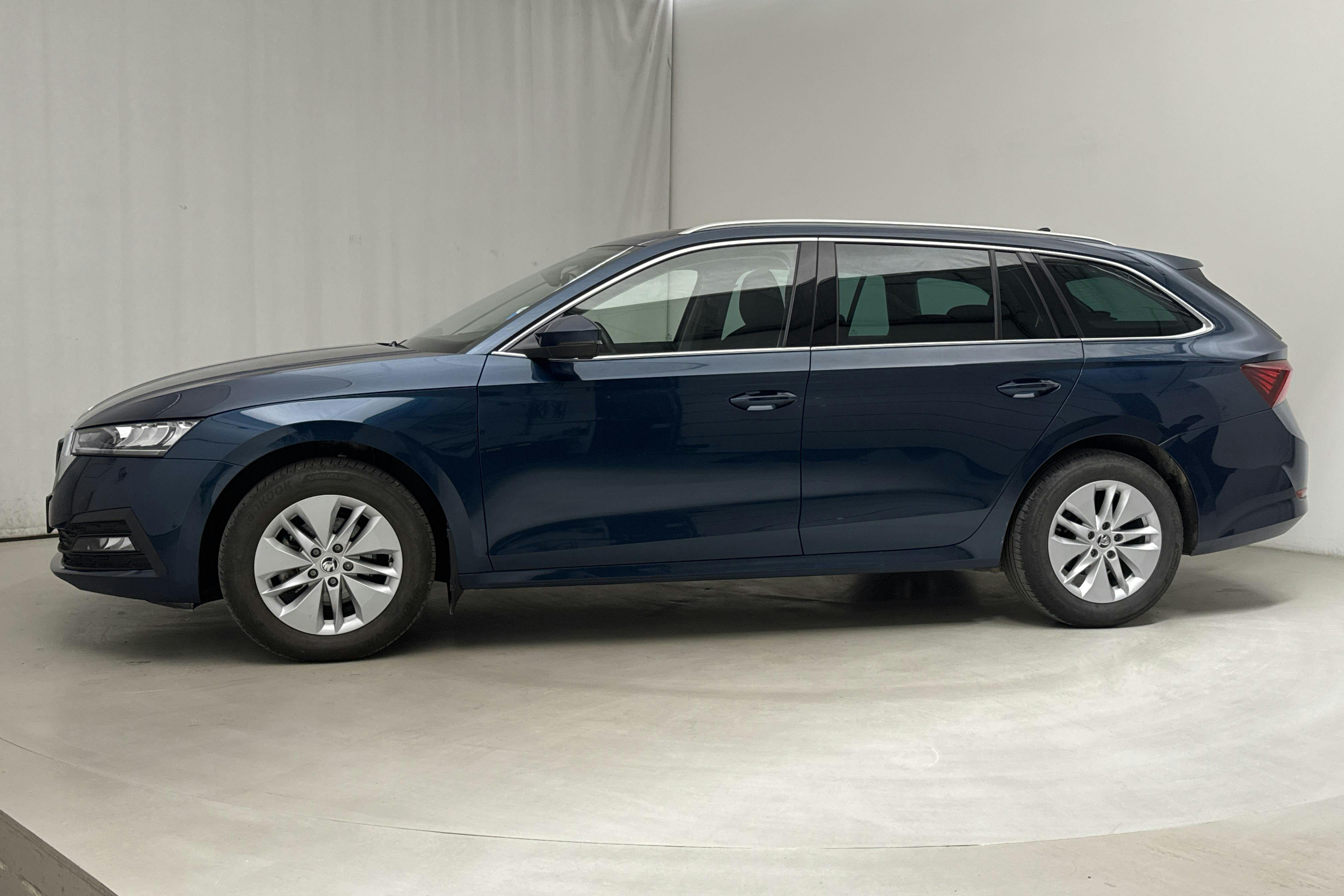 Skoda Octavia TSI e-Tec mHEV Combi (110hk) - 1 775 mil - Automat - blå - 2024