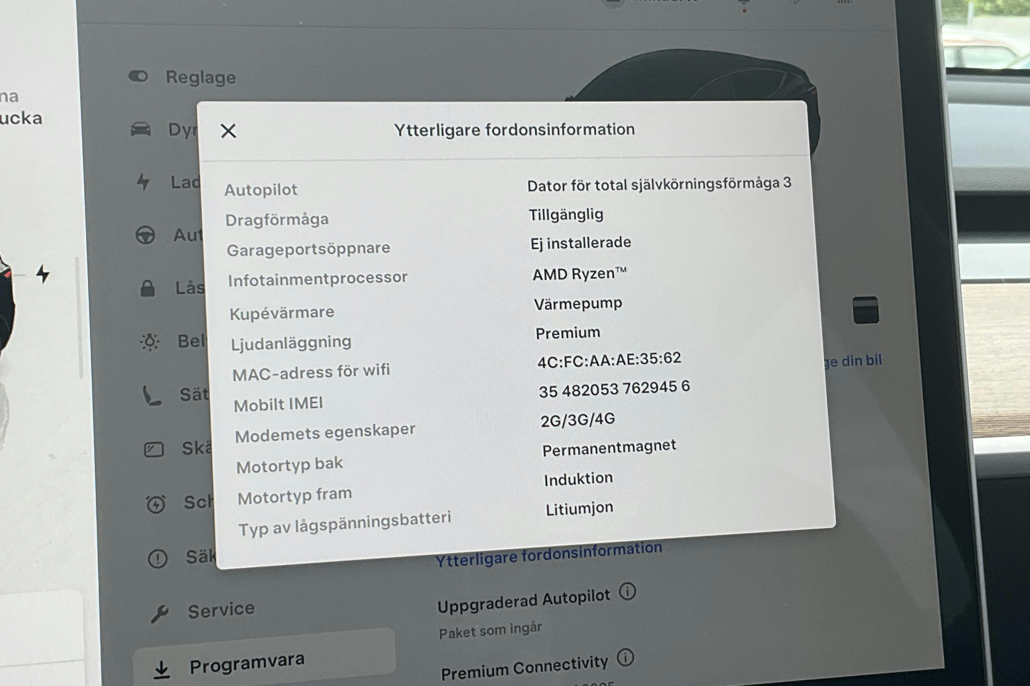Tesla Model Y Performance Dual Motor AWD - 1 346 mil - Automat - svart - 2024