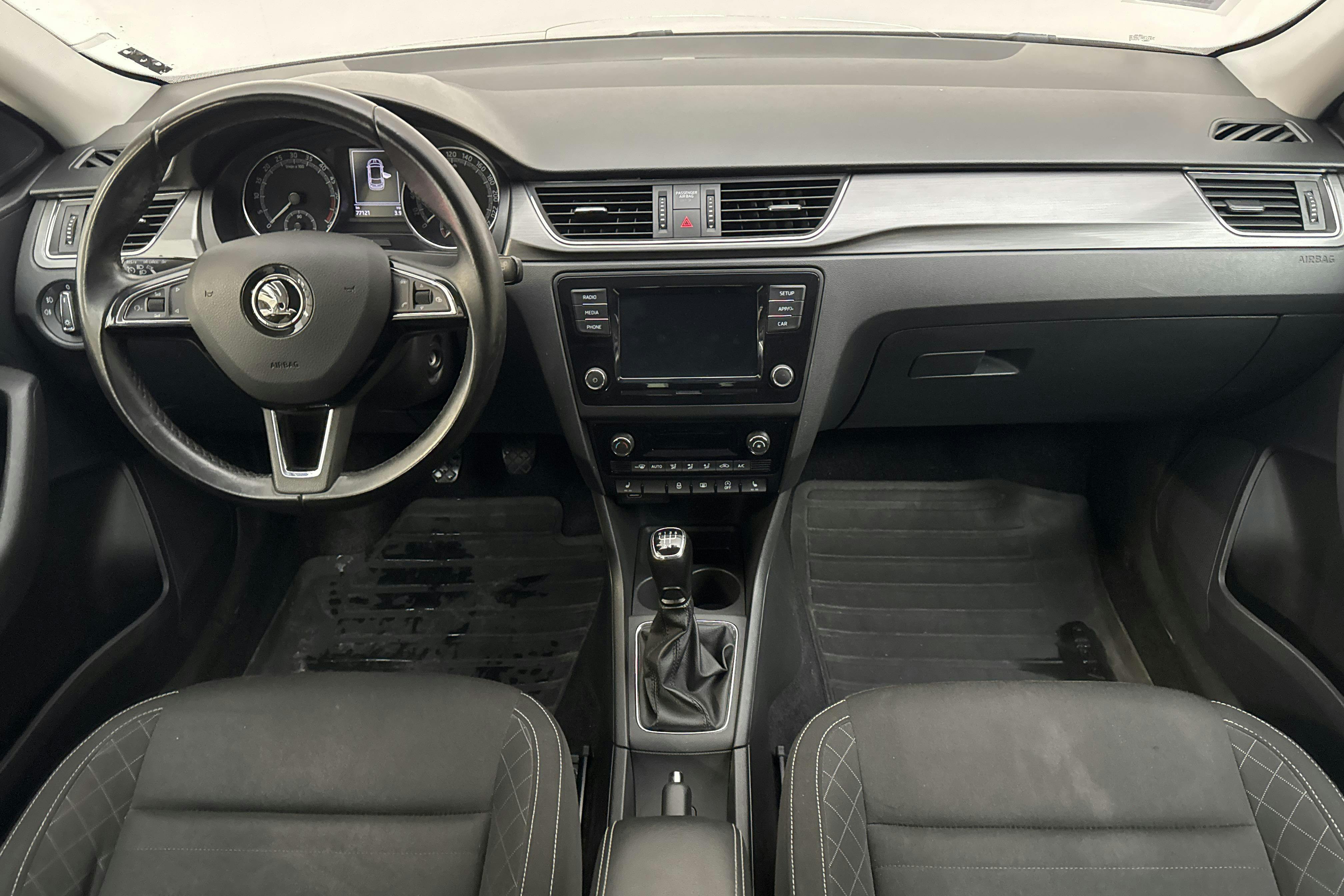 Skoda Rapid 1.4 TDI Spaceback (90hk) - 7 712 mil - Manuell - vit - 2018