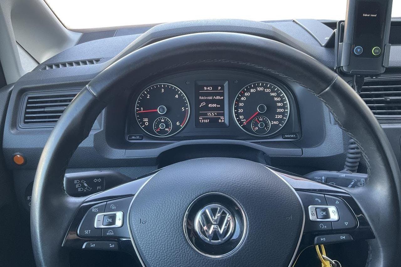 VW Caddy 2.0 TDI Maxi Skåp (102hk) - 1 310 mil - Automat - vit - 2020