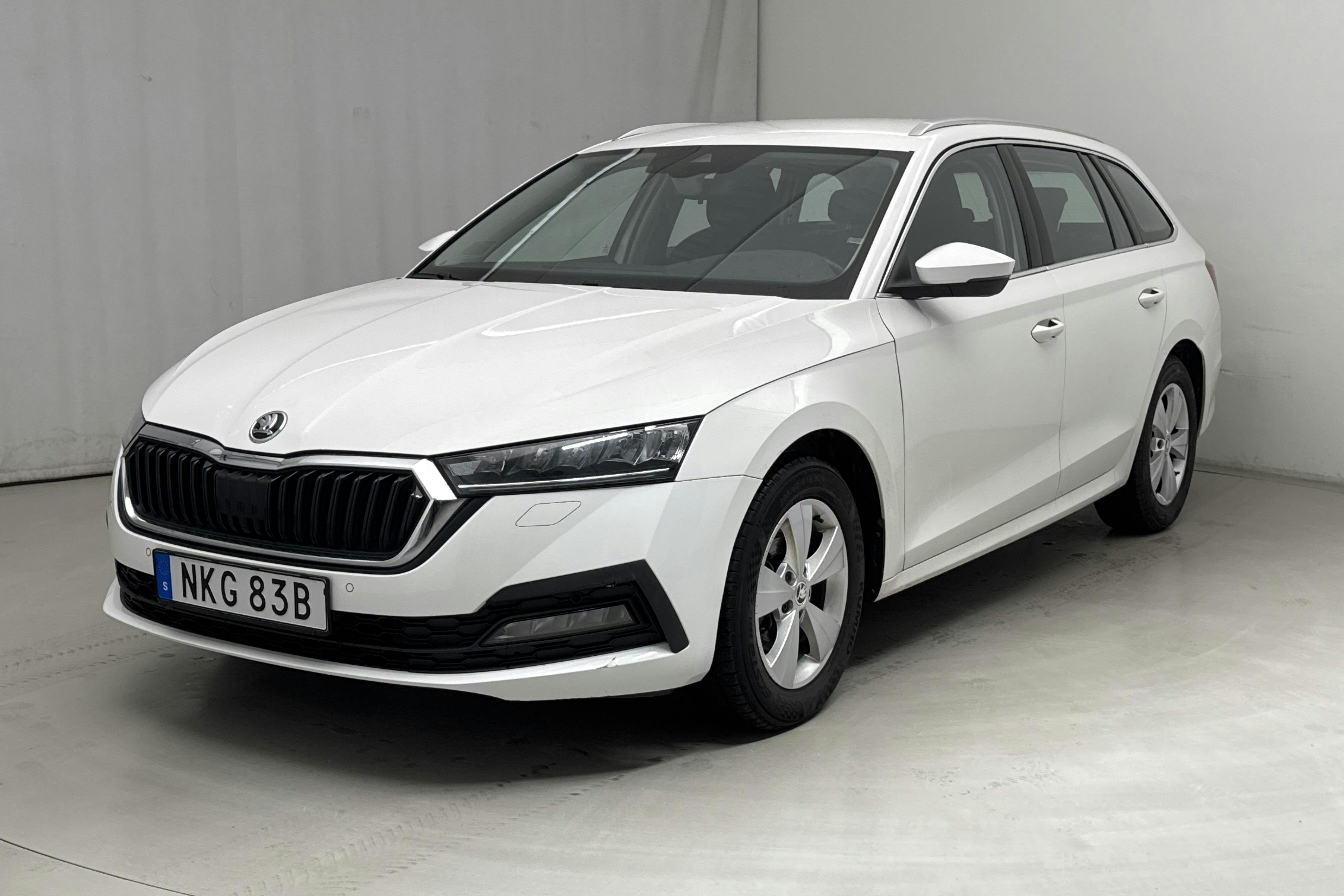 Skoda Octavia 2.0 TDI Combi (115hk) - 13 226 mil - Automat - vit - 2021