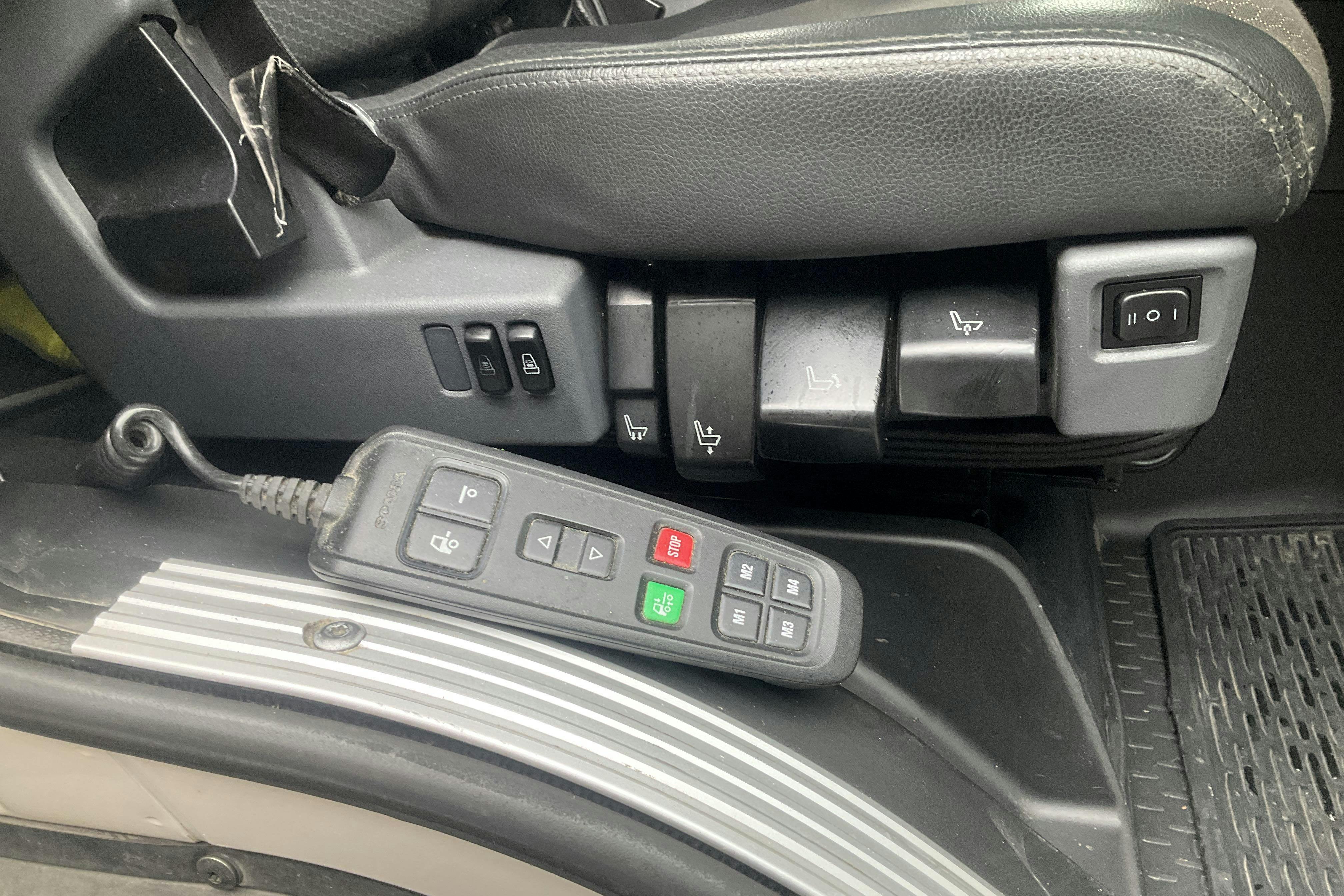 SCANIA P340LB - Högerstyrd - 175 133 km - Automat - 2016