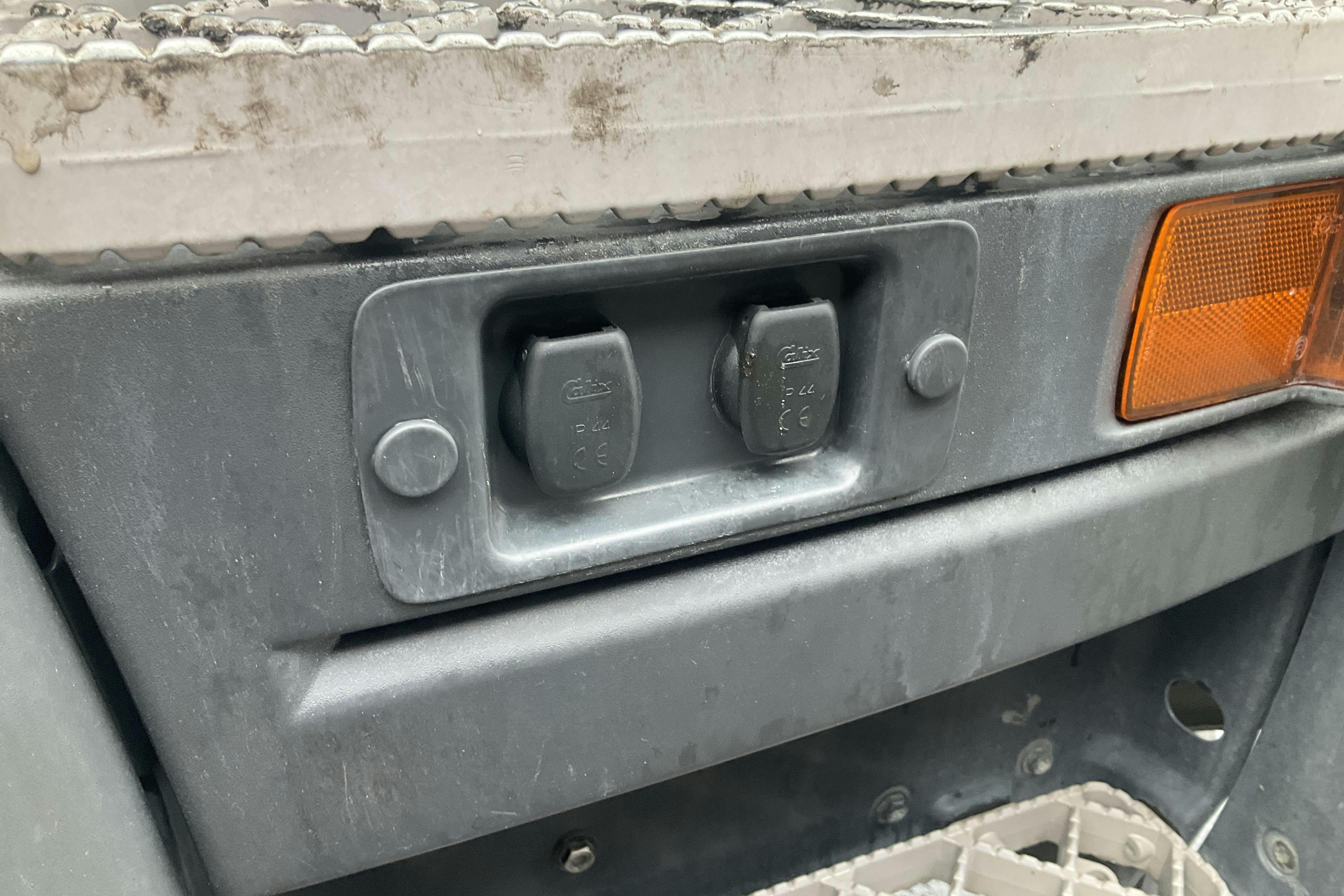 SCANIA P340LB - Högerstyrd - 175 133 km - Automat - 2016