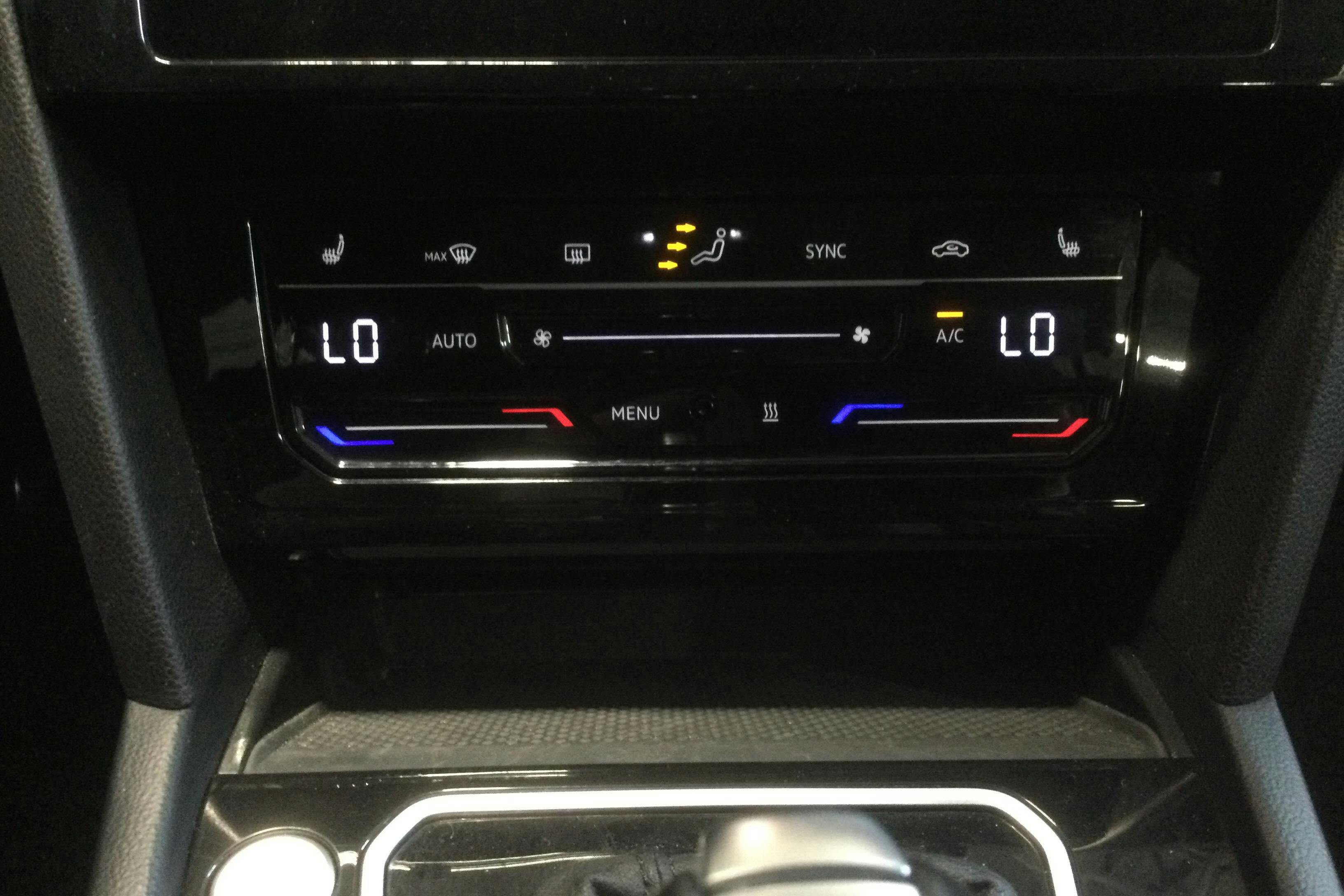 VW Passat Alltrack 2.0 TDI Sportscombi 4Motion (200hk) - 3 532 mil - Automat - grå - 2024