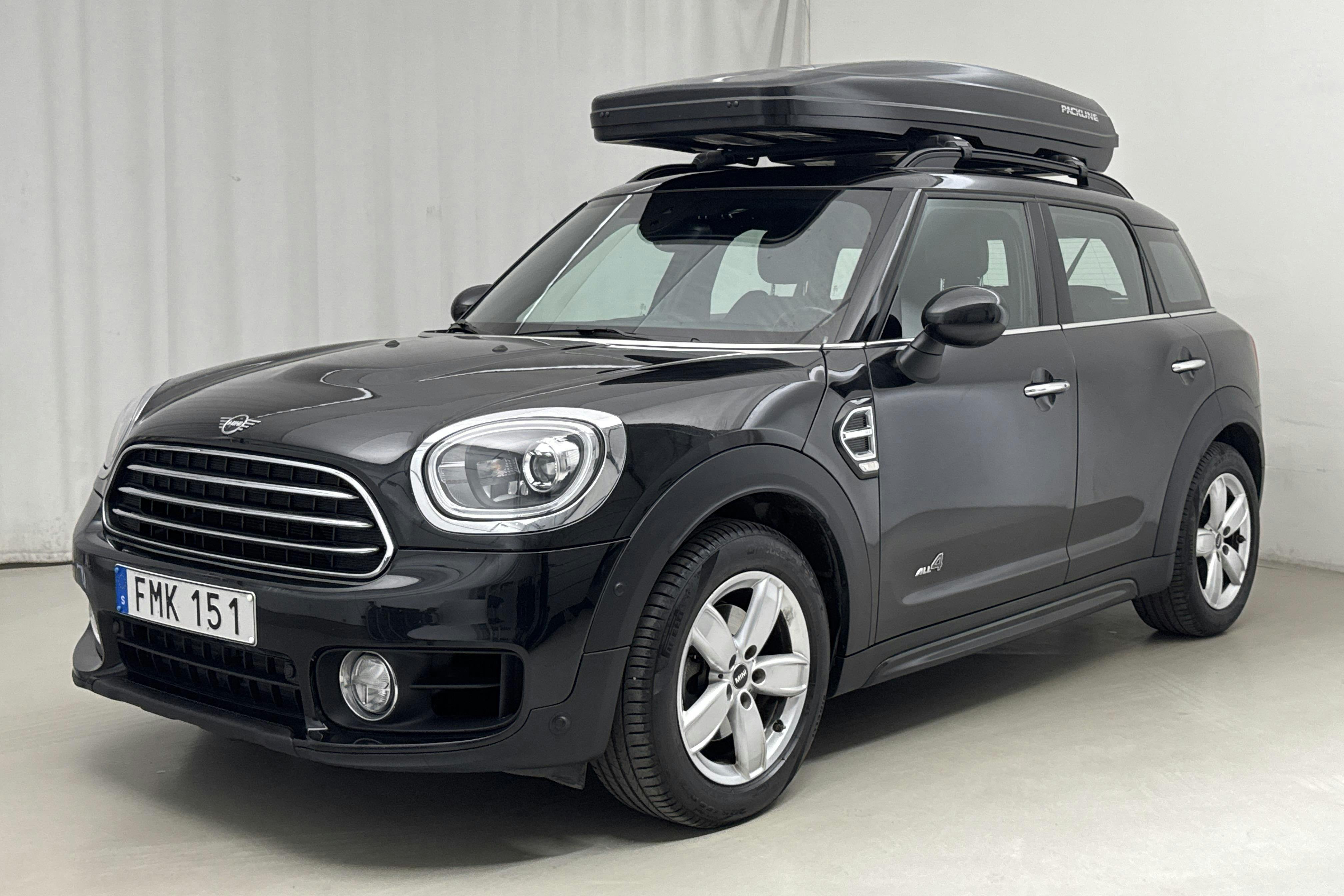 MINI Cooper ALL4 Countryman, F60 (136hk) - 10 985 mil - Manuell - svart - 2018