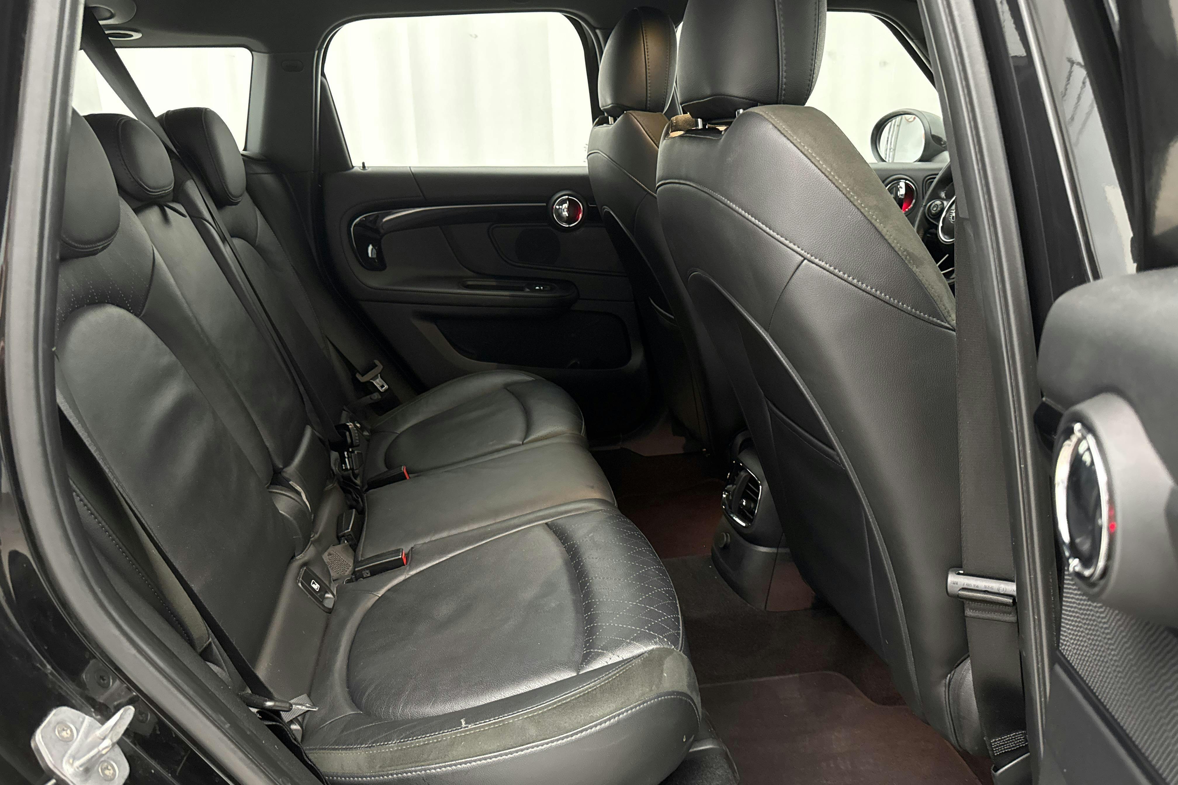 MINI Cooper ALL4 Countryman, F60 (136hk) - 10 985 mil - Manuell - svart - 2018