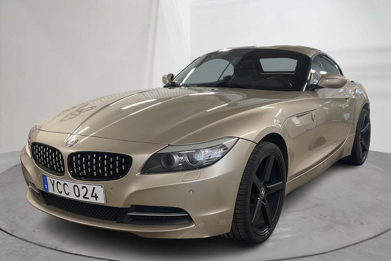 BMW Z4 sDrive 23i Roadster (204hk) - 104 550 km - Manual - Light Grey - 2010
