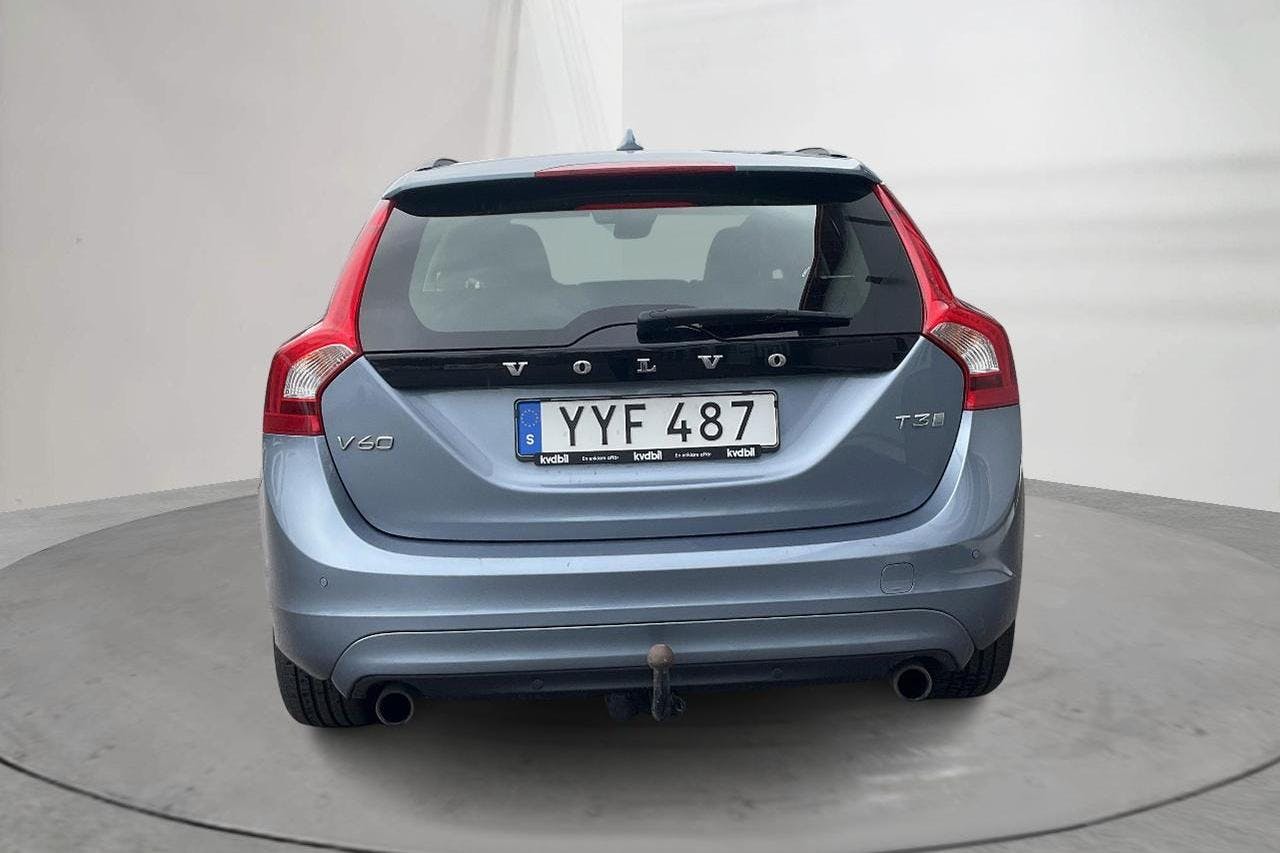 Volvo V60 T3 (152hk) - 17 382 mil - Automat - Light Blue - 2018