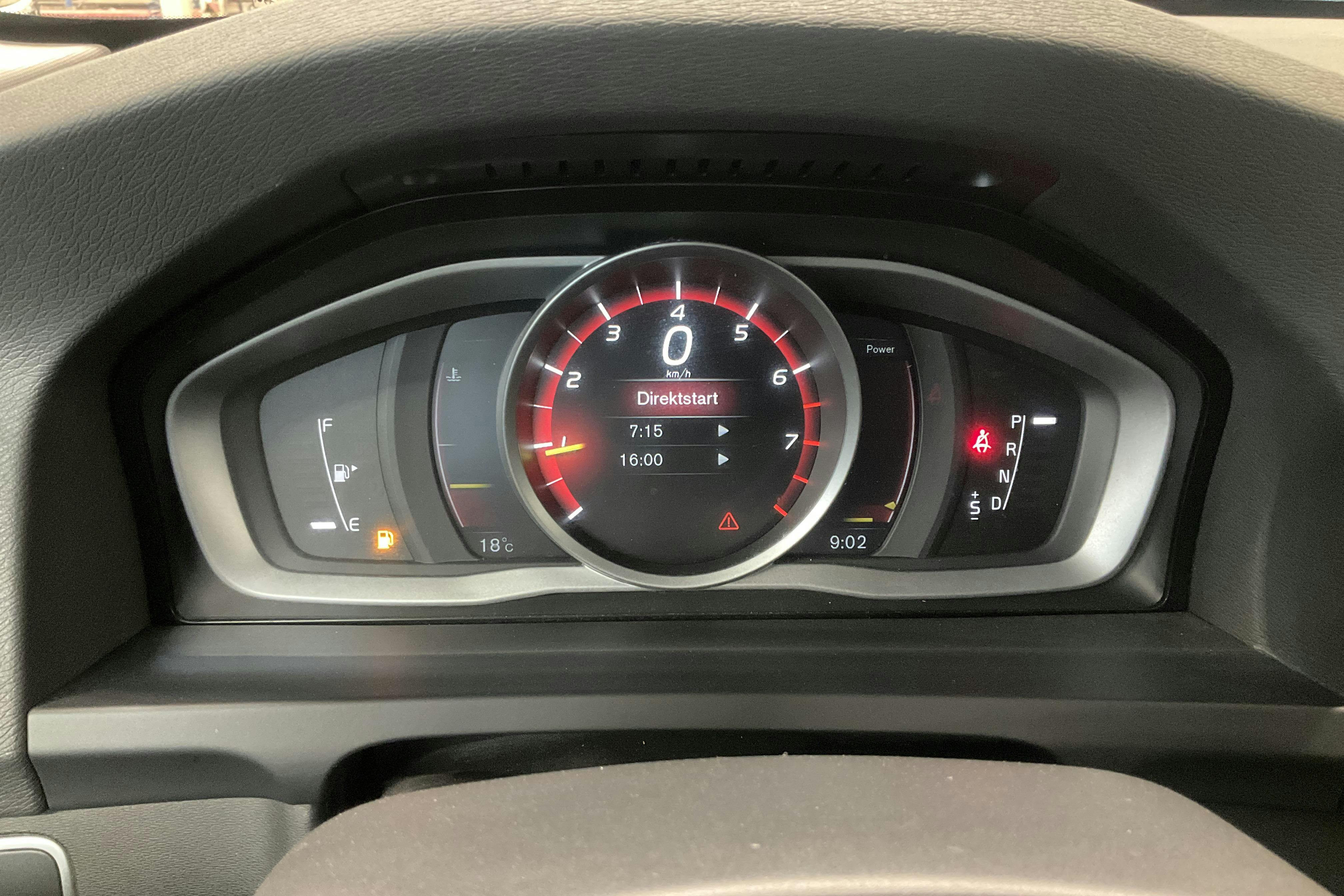 Volvo V60 T3 (152hk) - 17 382 mil - Automat - Light Blue - 2018