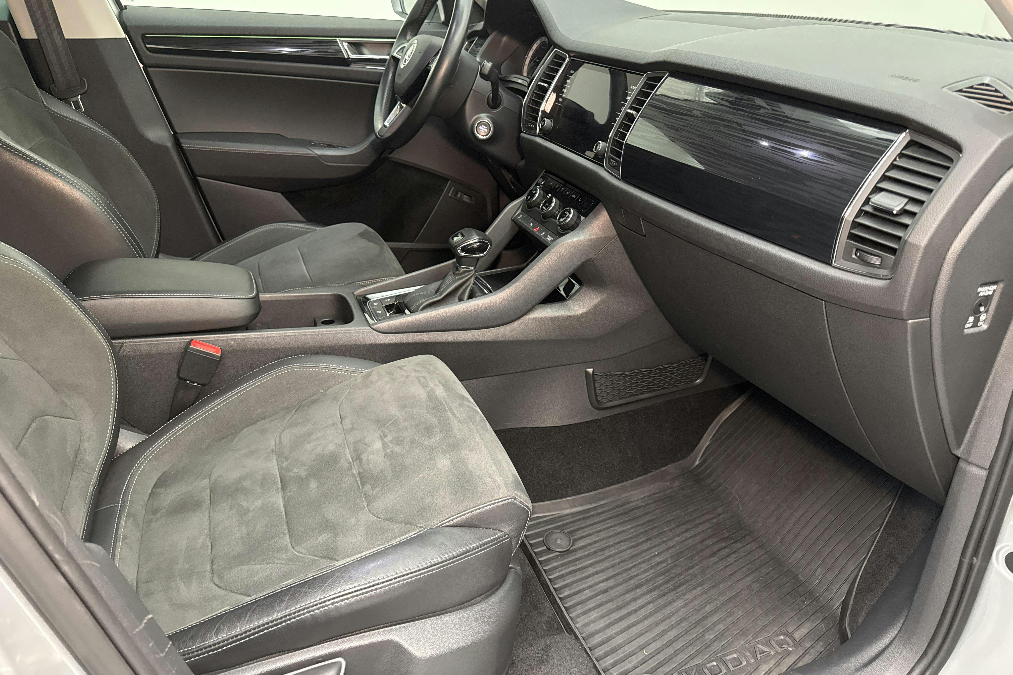 Skoda Kodiaq 2.0 TDI 4X4 (190hk) - 9 736 mil - Automat - silver - 2020