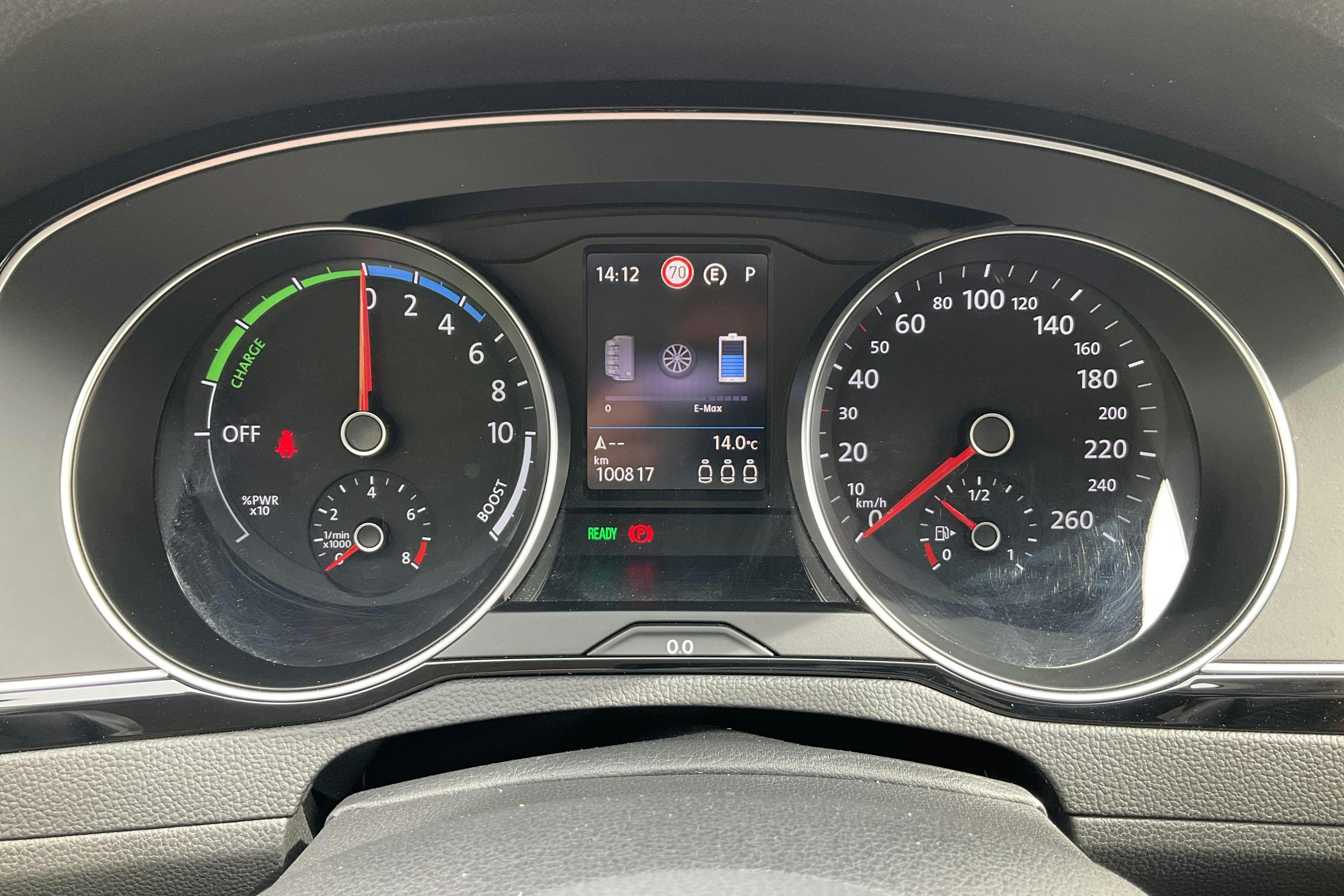 VW Passat 1.4 GTE Sportscombi (218hk) - 10 081 mil - Automat - vit - 2020