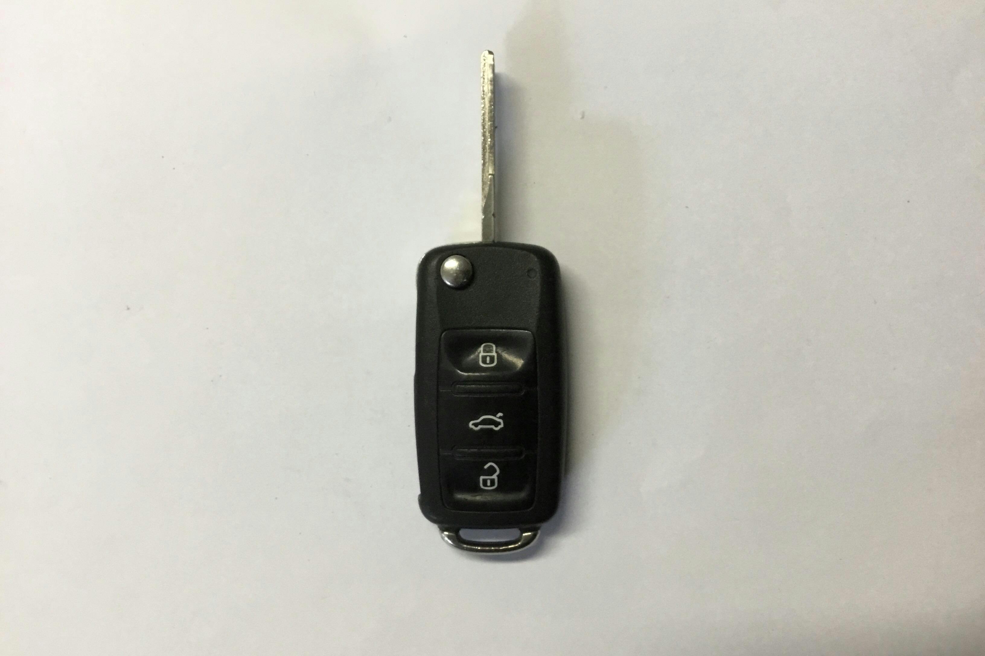 VW Multivan T5 2.0 TDI 4MOTION (140hk) - 15 898 mil - Manuell - svart - 2010